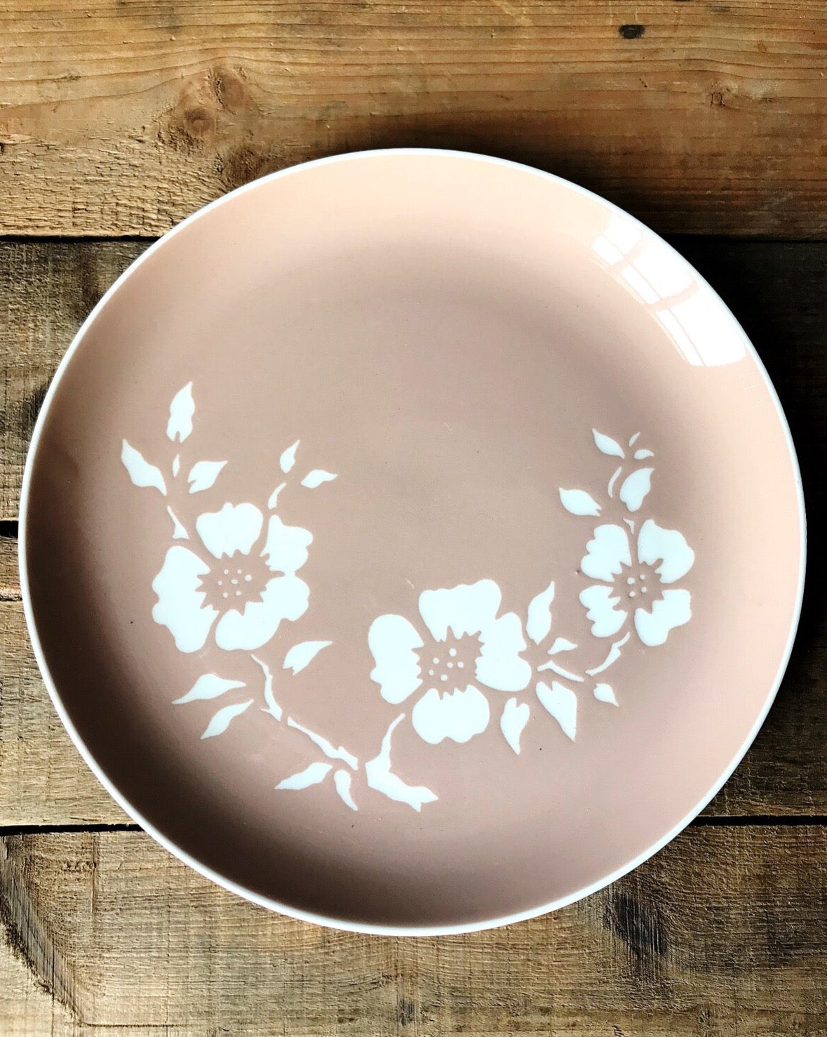 Harkerware Dogwood Tan Dinner Plate
