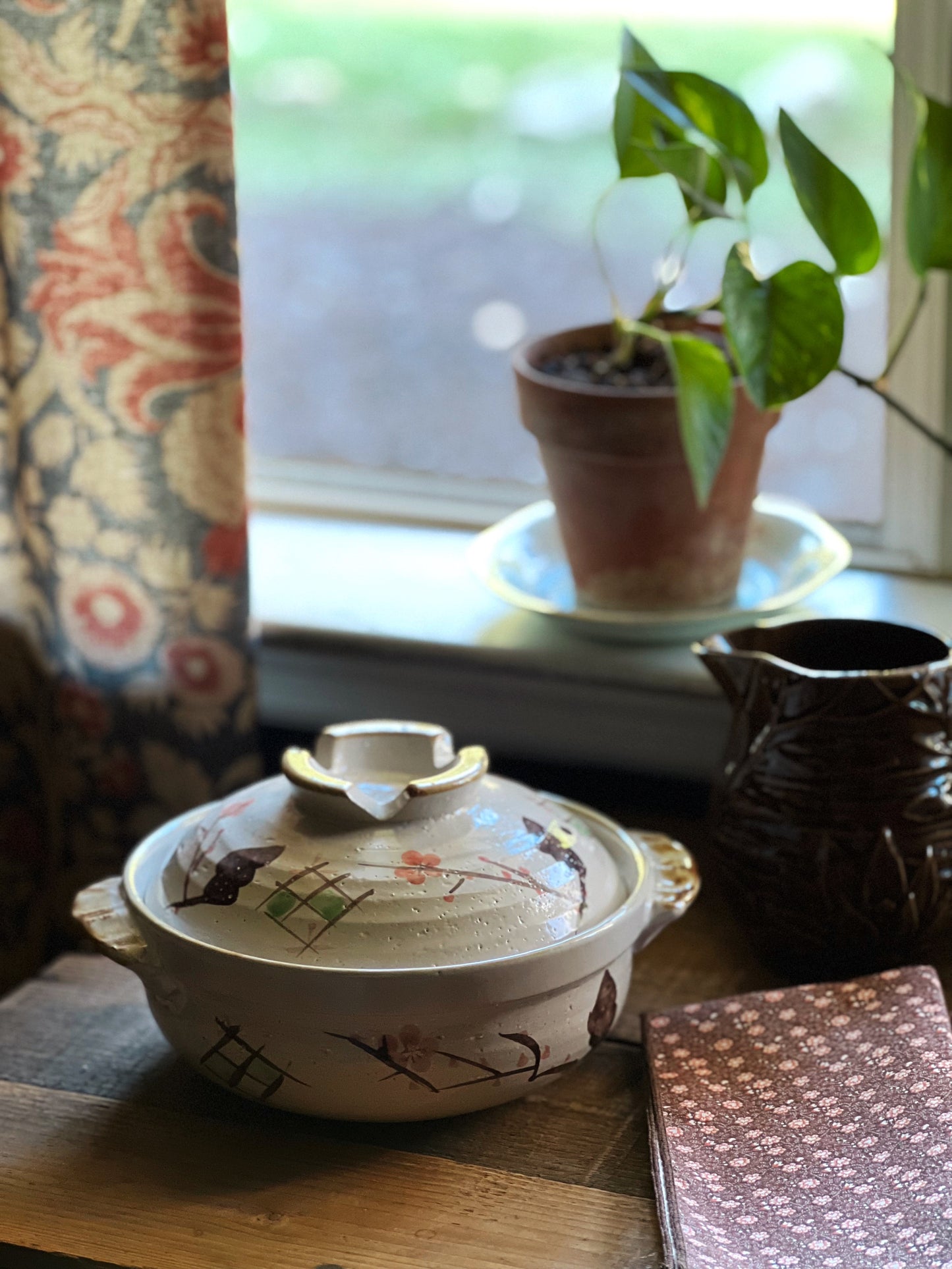 Hand Painted Vintage Stoneware Covered Baker