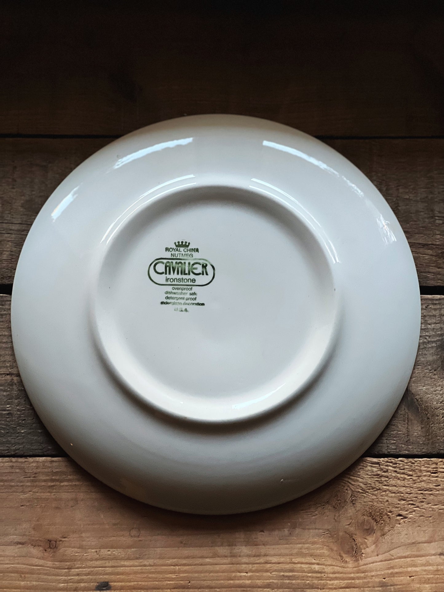 Pair of Vintage Cavalier Ironstone Nutmeg Dinner Plates