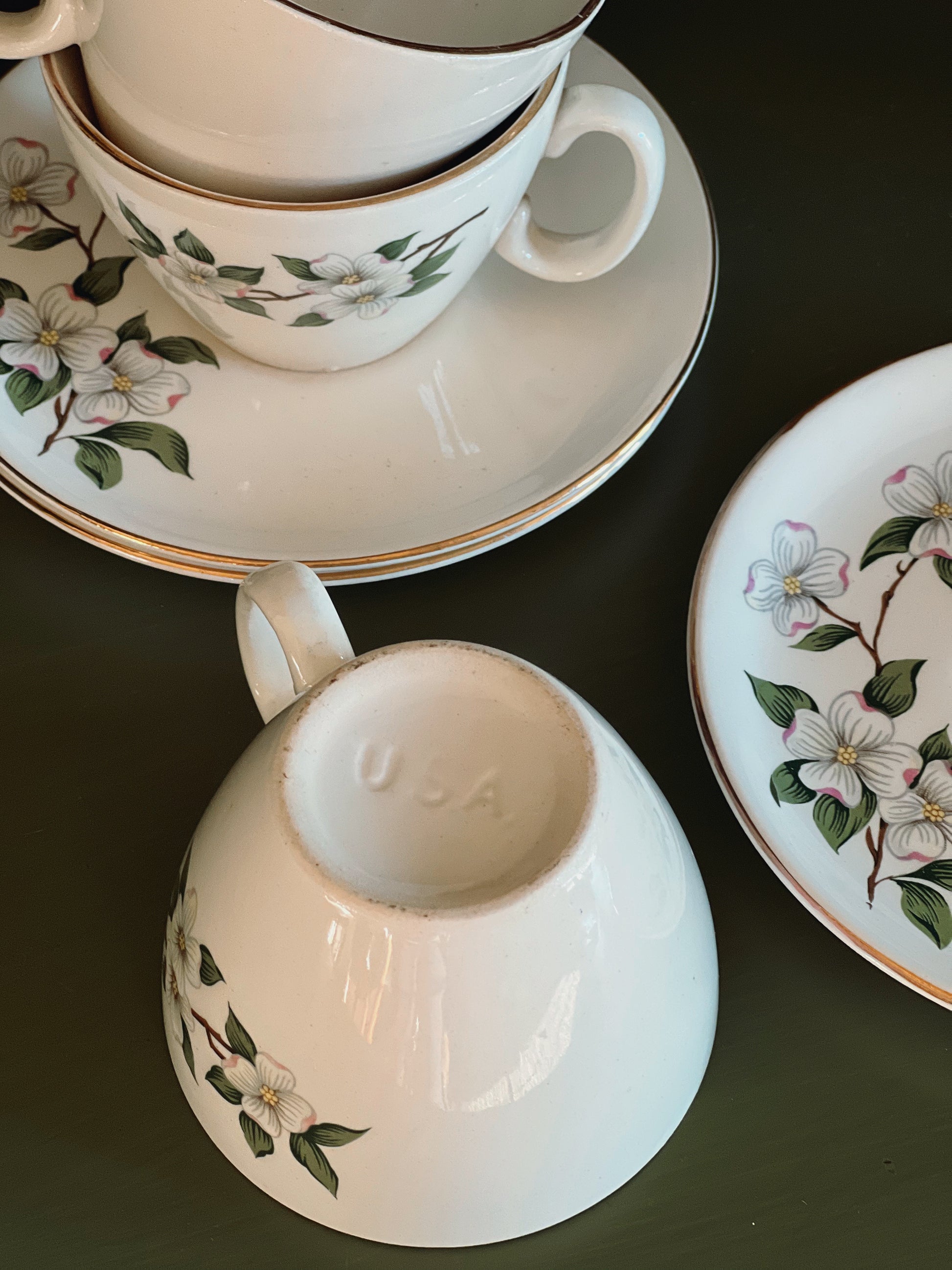 Vintage Dogwood Pattern Tea Cup & Saucer Set