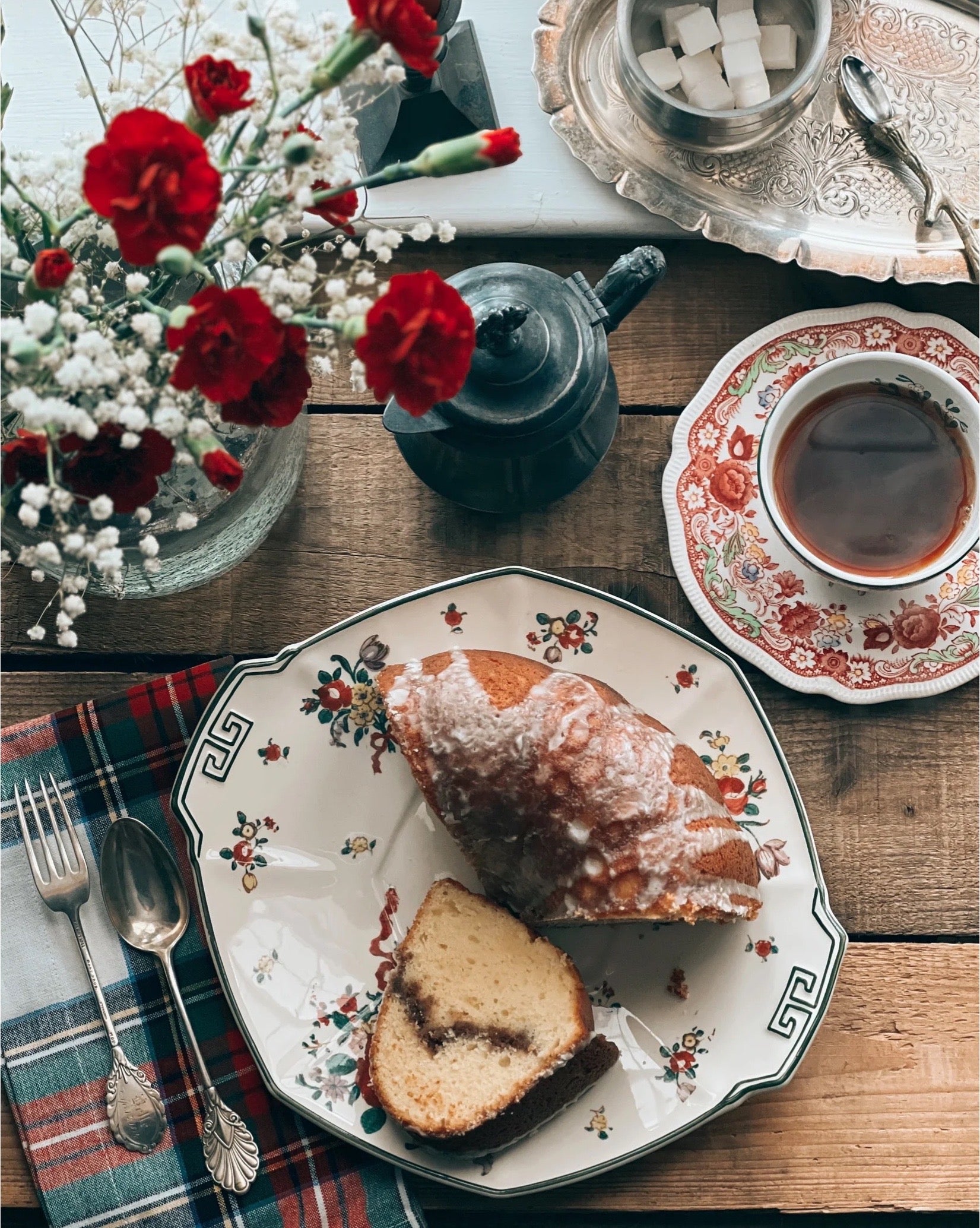 vintage floral cake plate