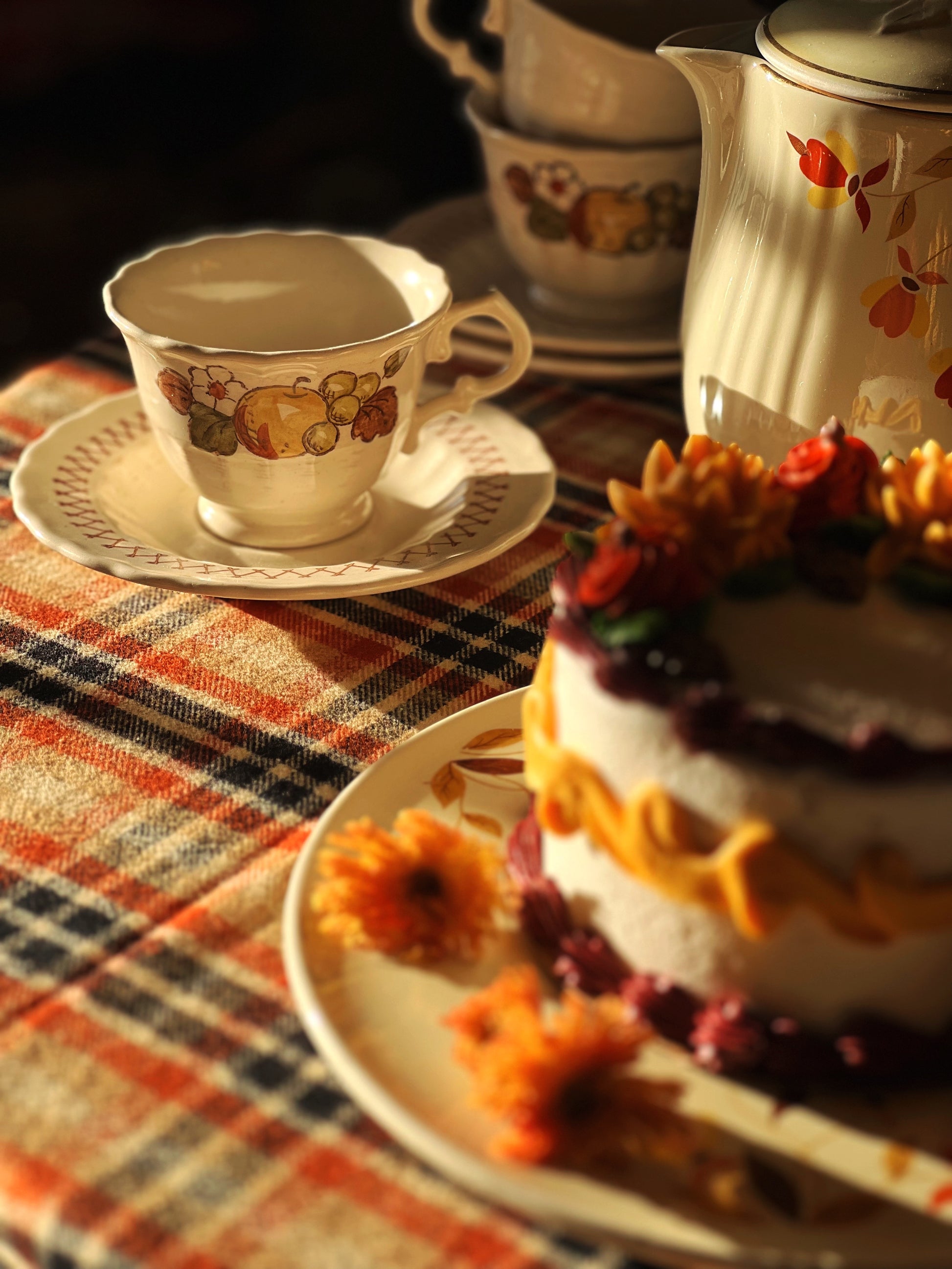 Vintage Metlox Vernonware Fruit Basket Teacup & Saucer Set