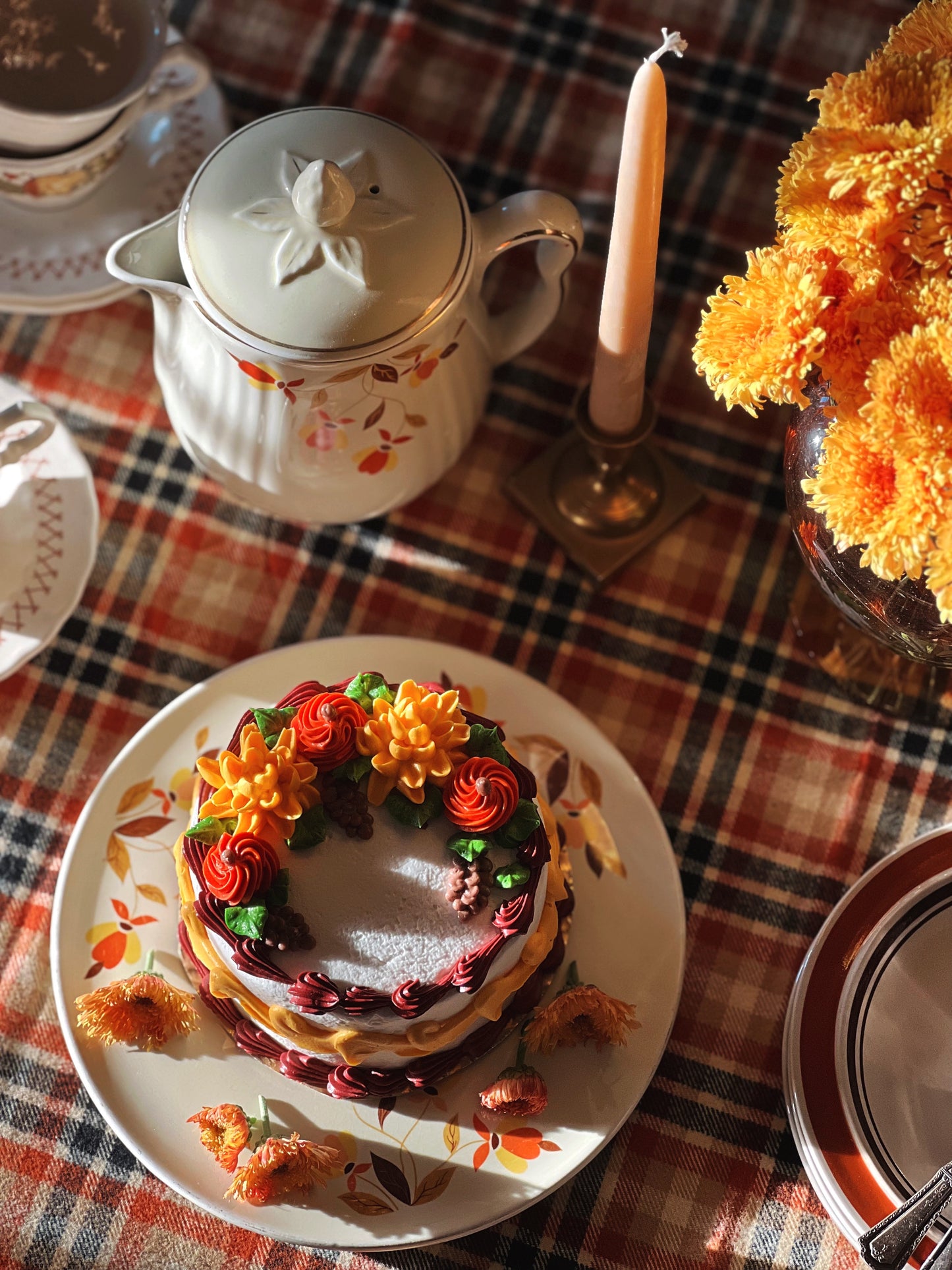 Vintage Hall's Superior Autumn Leaf Coffee Pot