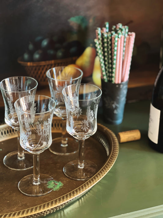 Vintage Etched Tall Wine Glasses, Set of 4, Floral Etched Wine Glasses,  Vintage Wedding Glasses, 8 oz Water Goblets, Antique Wine glasses