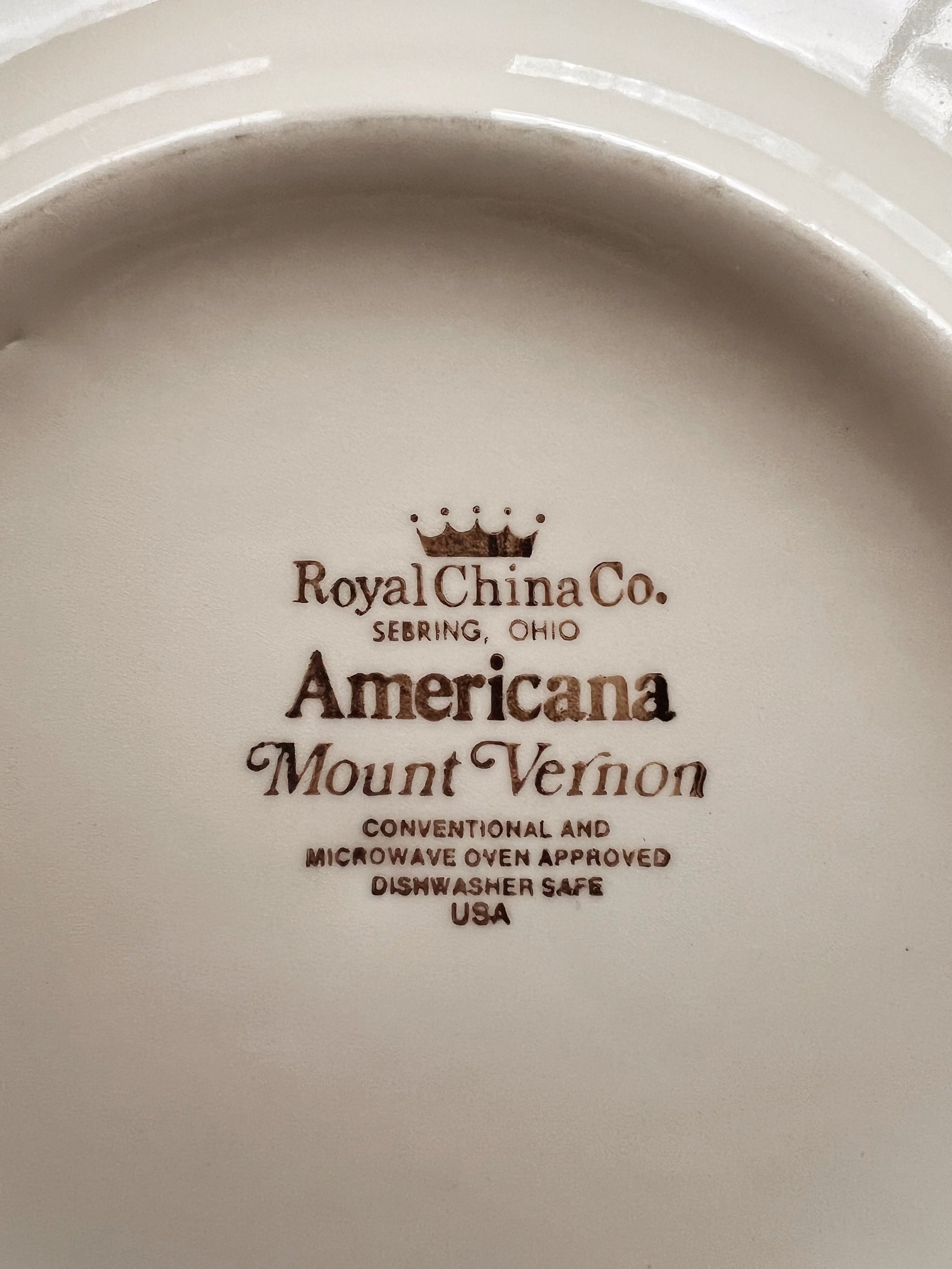 Vintage Royal China Co Americana Mount Vernon Dinner Plate