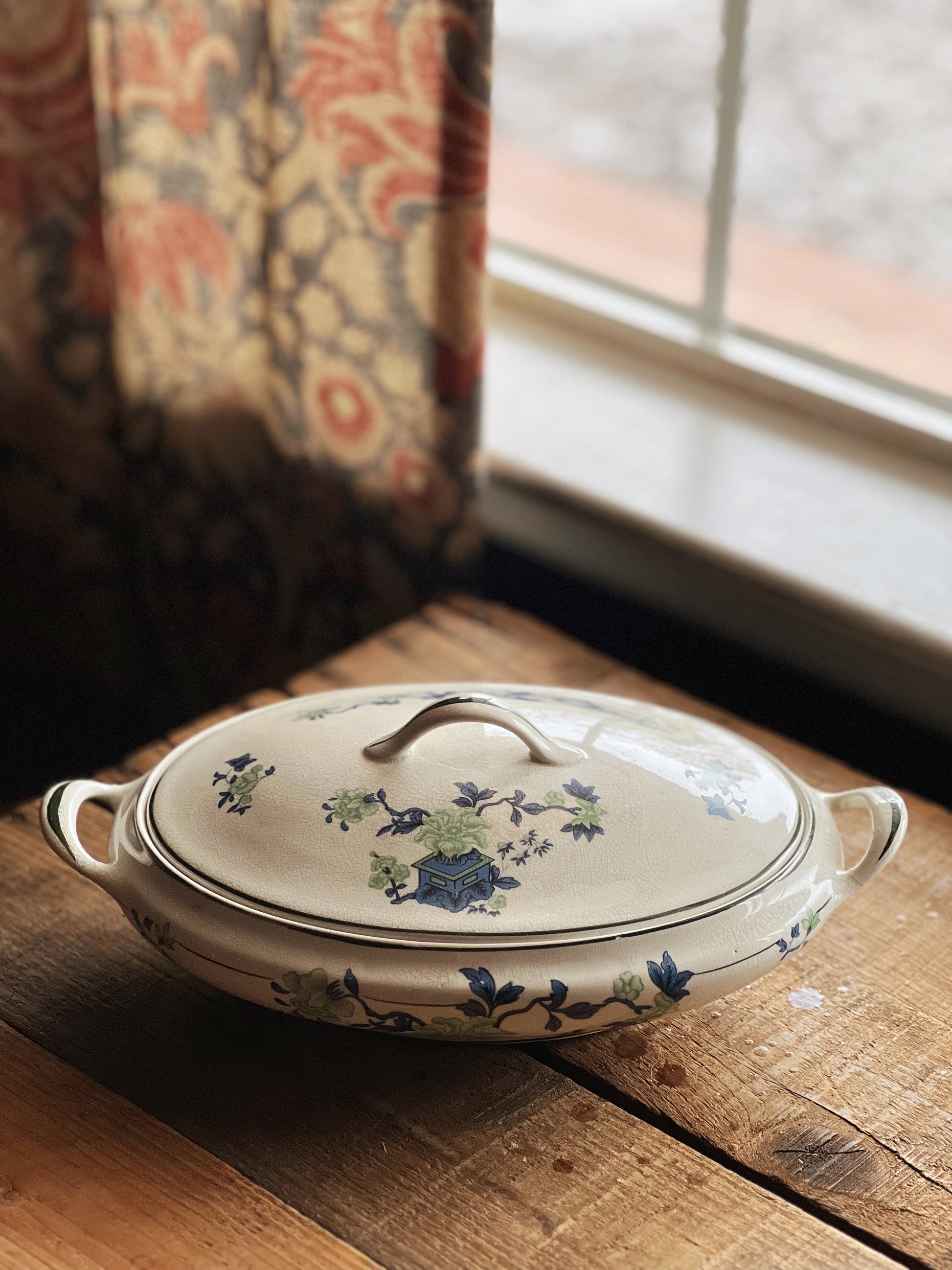 blue and green chinoiserie vegetable bowl