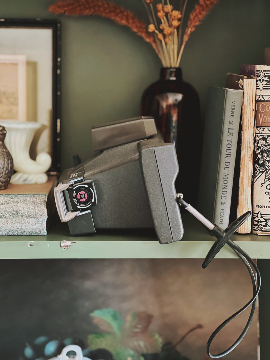 Vintage Polaroid Land Camera Square Shooter