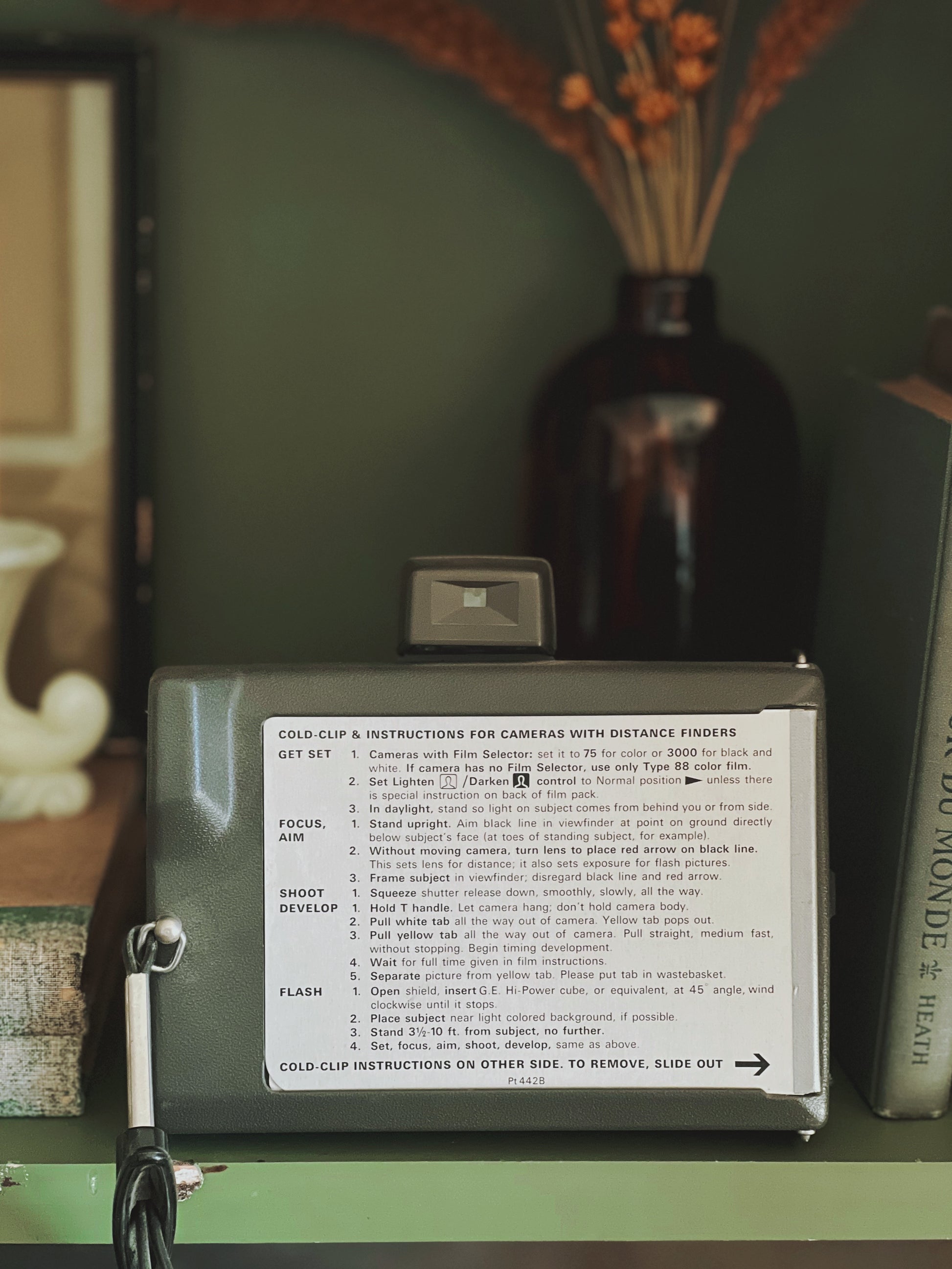 Vintage Polaroid Land Camera Square Shooter
