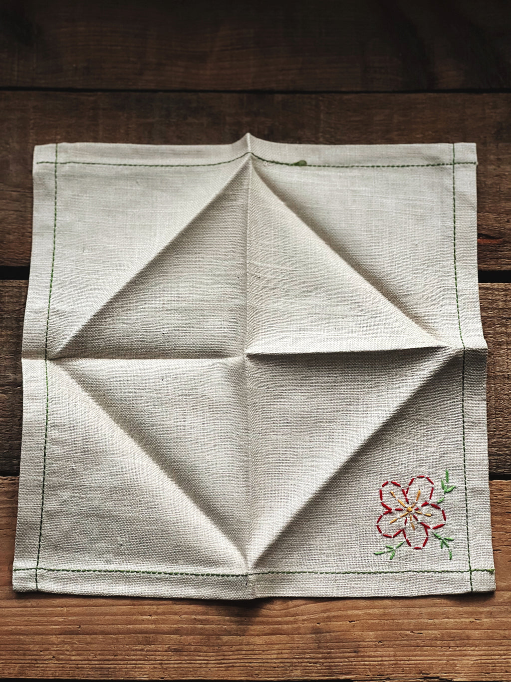 Set of 4 Vintage Embroidered Cocktail Napkins