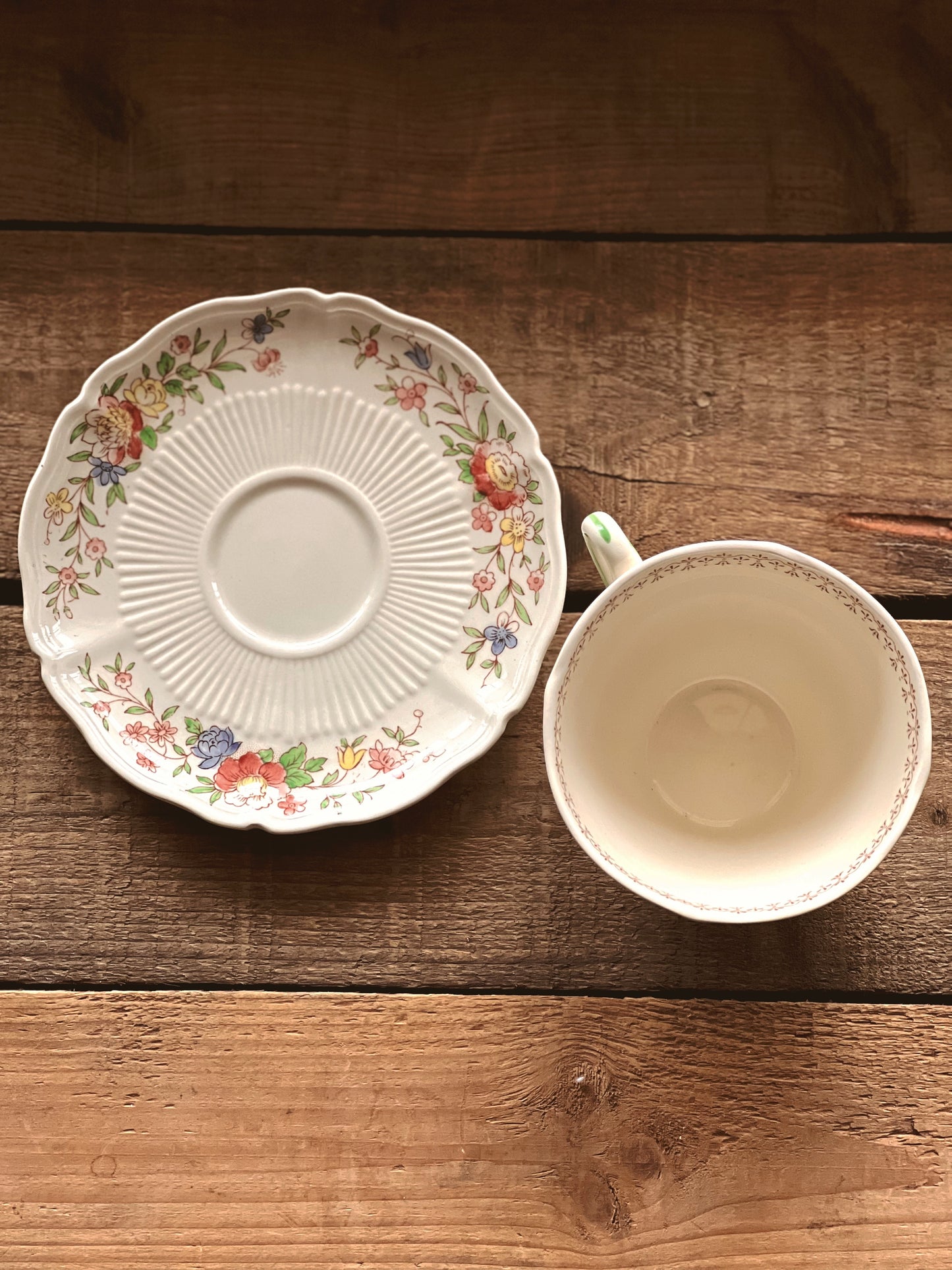 Vintage Royal Doulton The Medford Tea Cup & Saucer Set