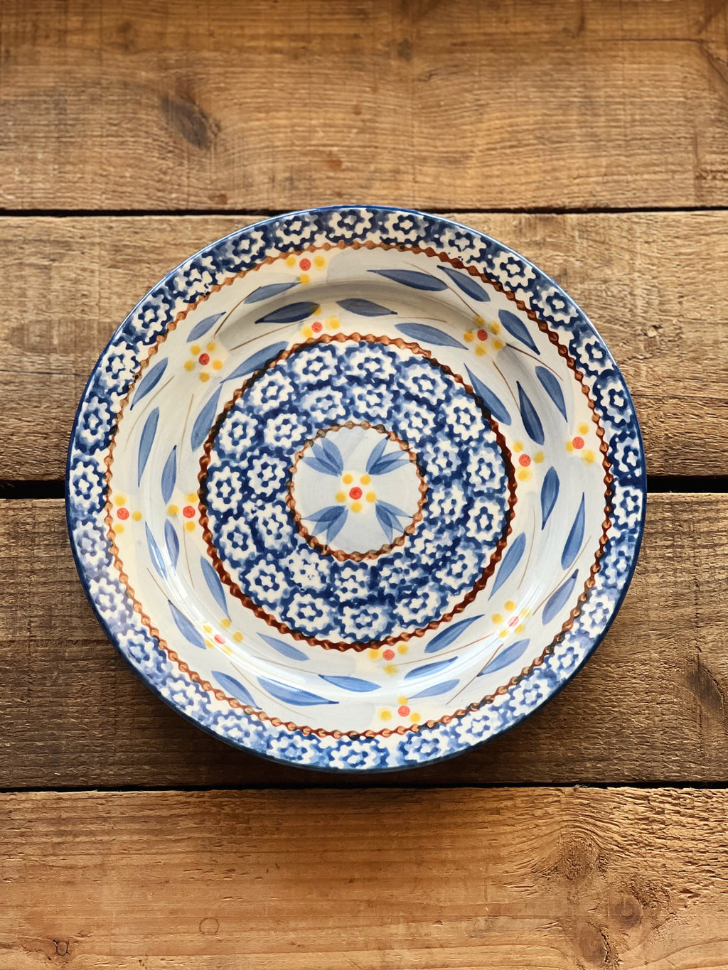 Temptations by Tara Old World Pattern Plates