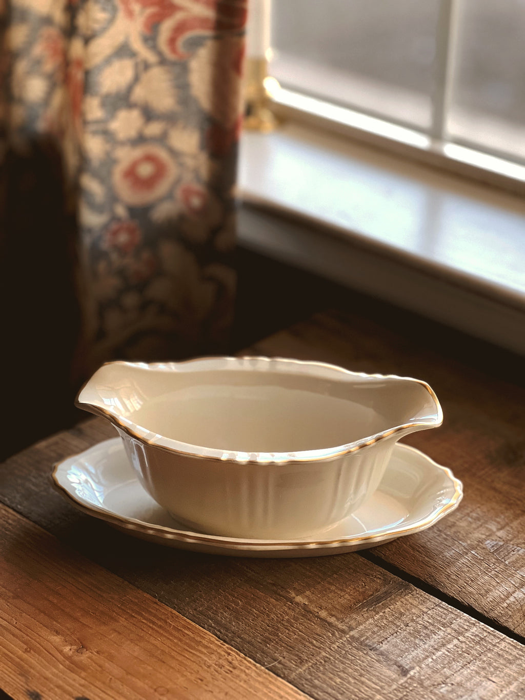 Vintage Syracuse China Federal Shape Brantley Gravy Boat with Under Plate