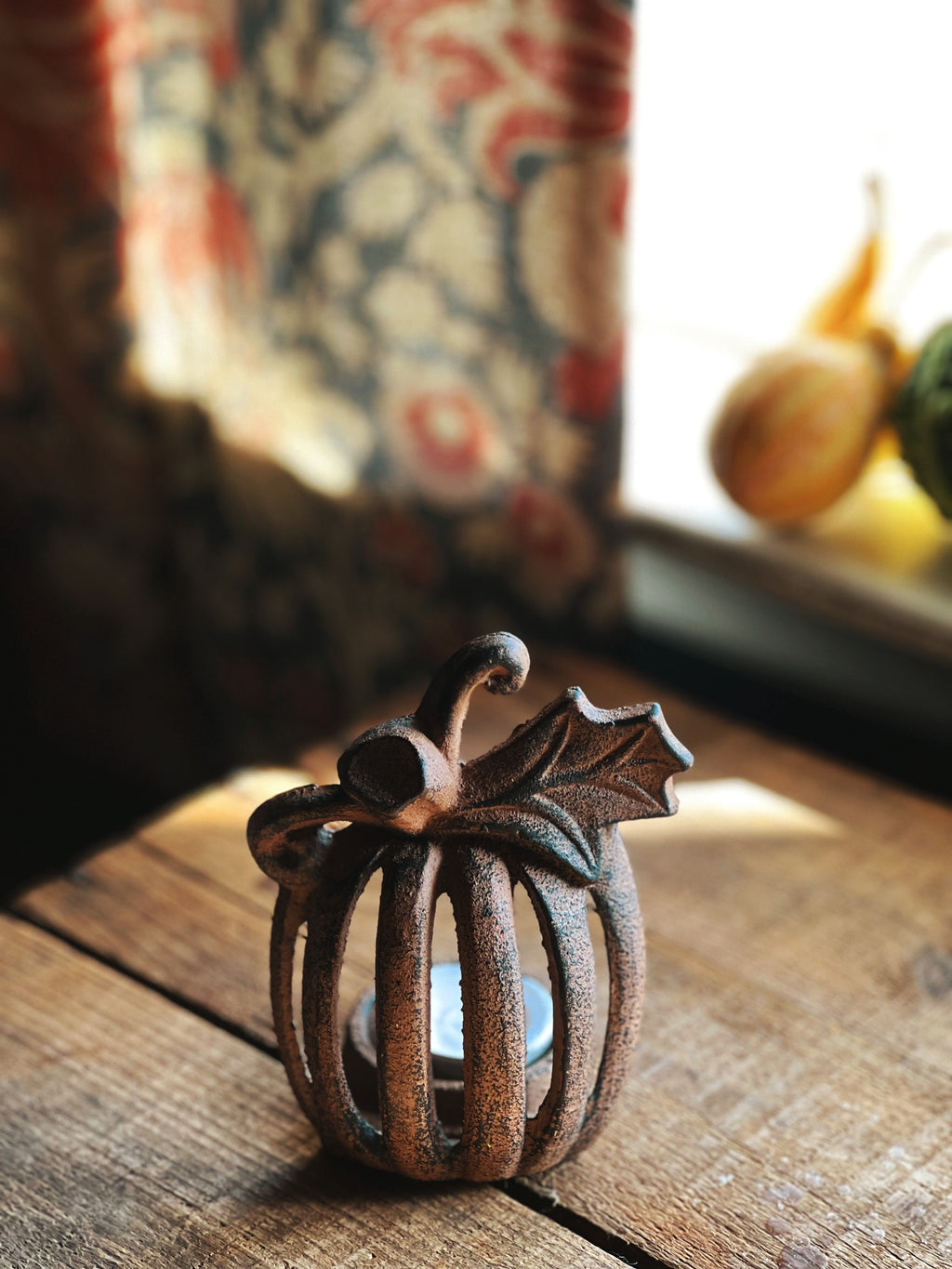 cast iron pumpkin candleholder