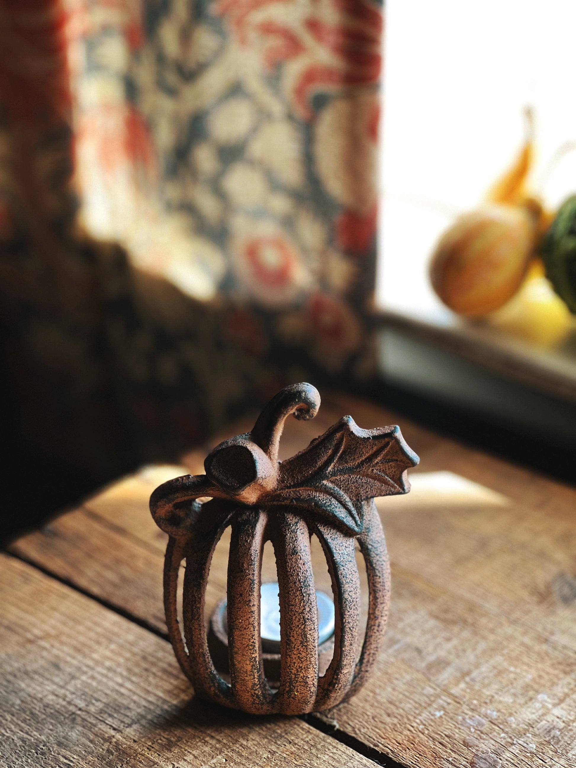 cast iron pumpkin candleholder