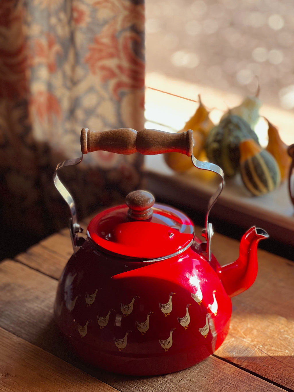 Vintage Cast Iron Enamel Goose Teapot