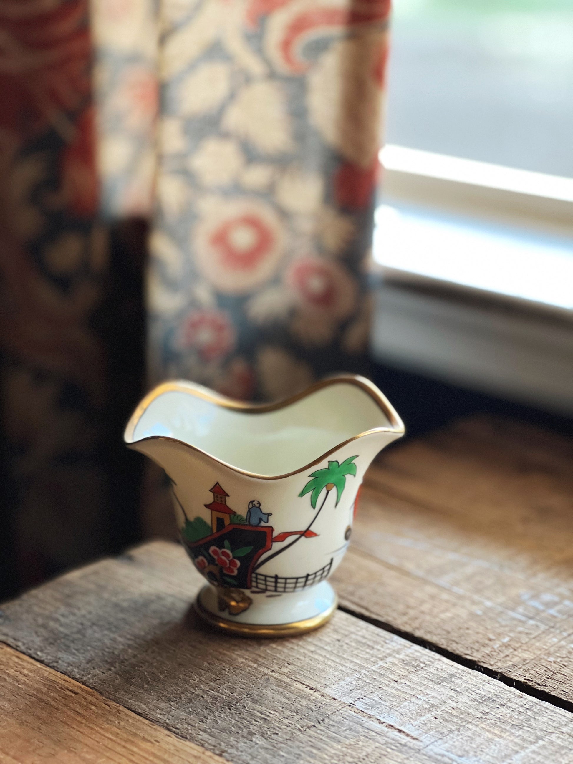 Vintage Noritake Morimura Hand Painted Fluted Bud Vase