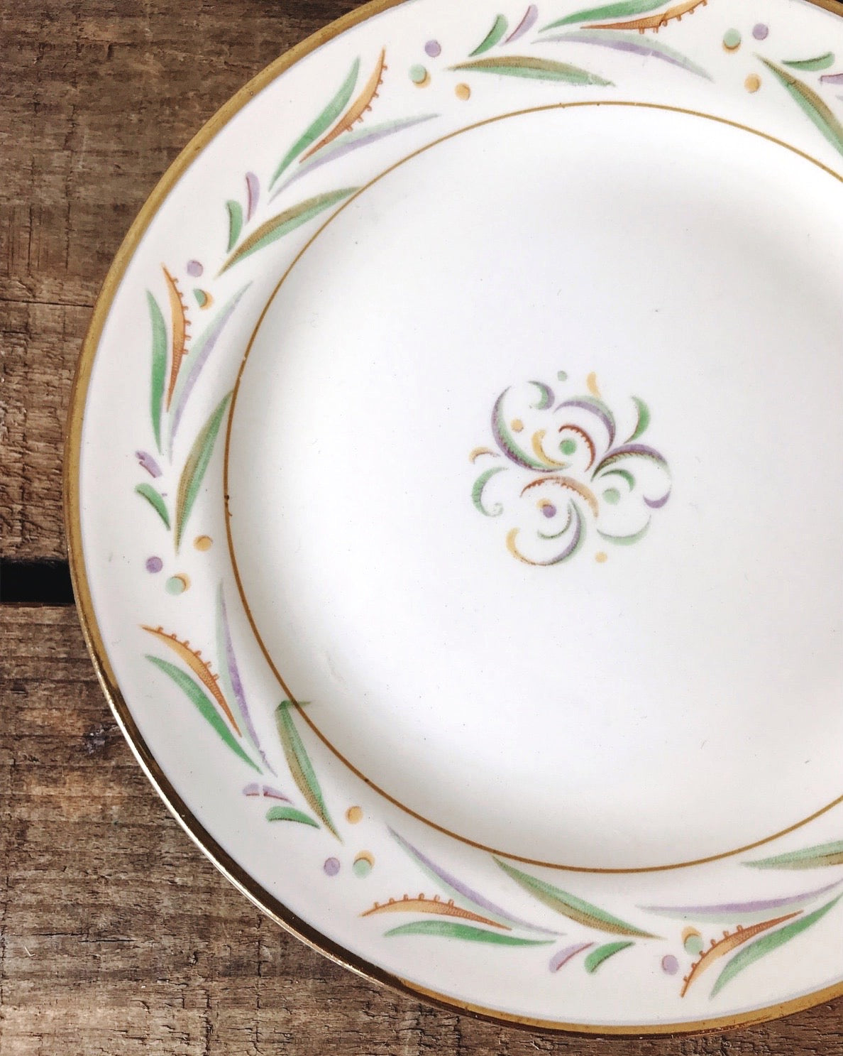 Set of 4 Vintage Homer Laughlin Eggshell Nautilus Dessert Plates