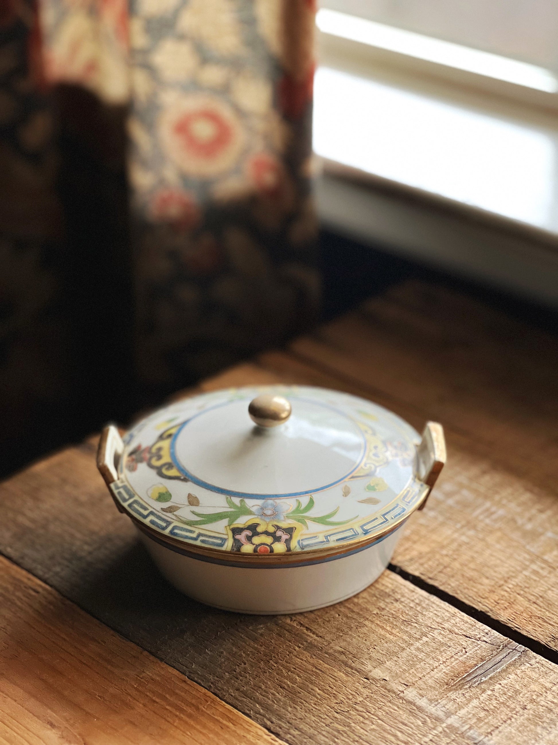 Vintage Morimura Nippon Hand Painted Trinket Box with Lid