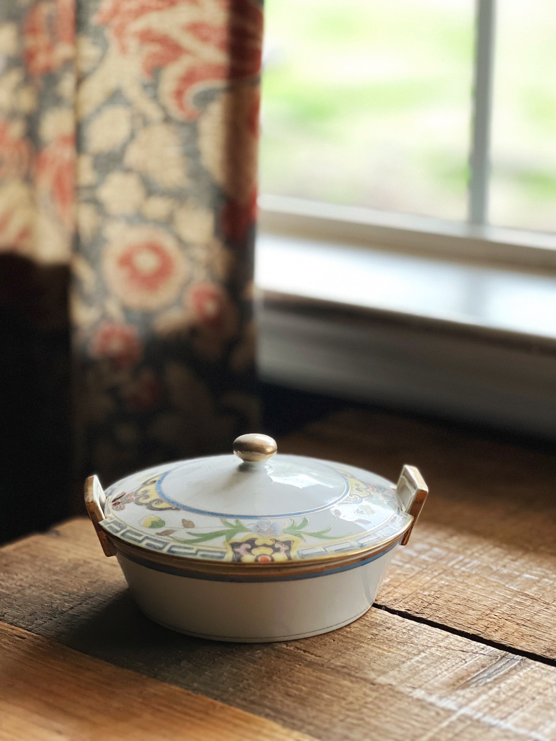 Vintage Morimura Nippon Hand Painted Trinket Box with Lid