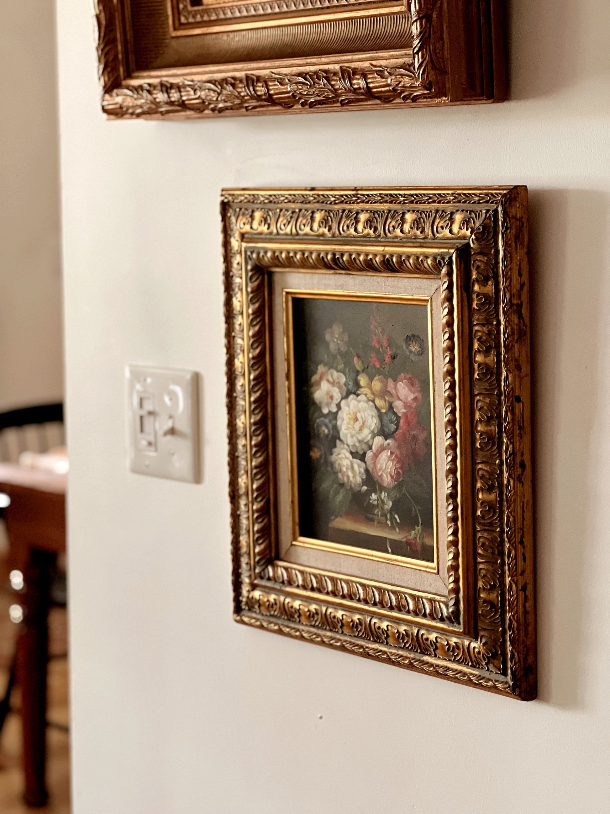 Vintage Still Life Floral Oil Painting with Gold Gilt Frame