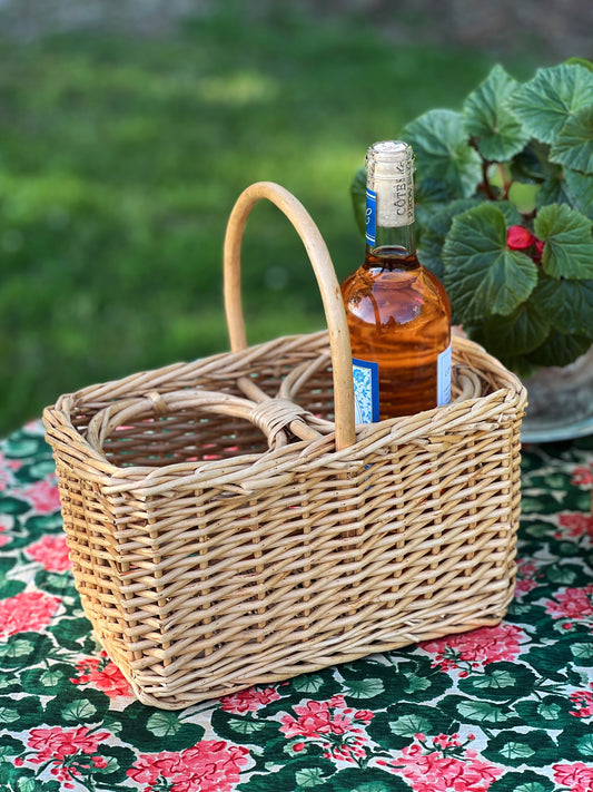 Vintage Two Bottle Wine Basket