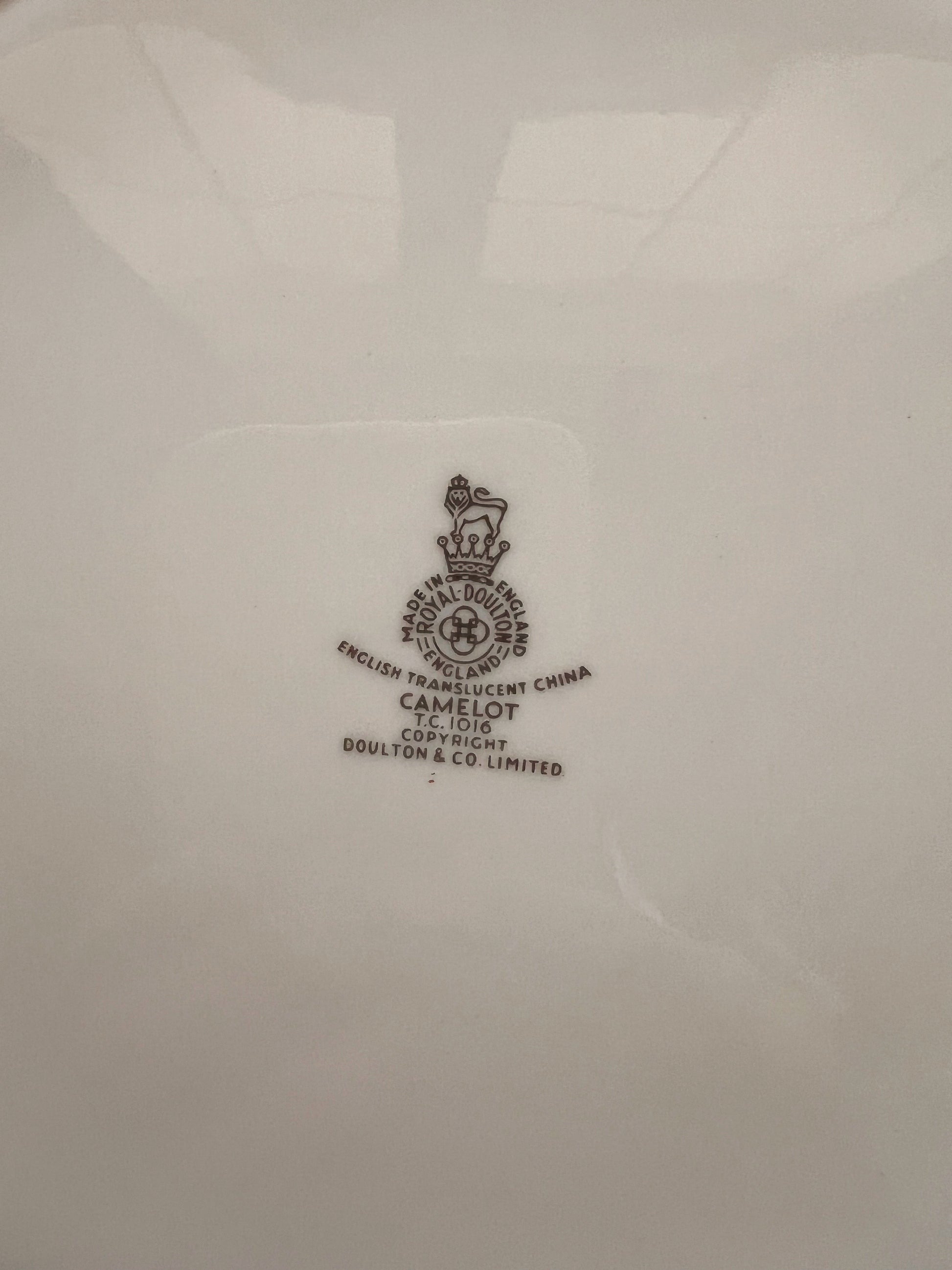 Vintage Royal Doulton Camelot Dinner Plate
