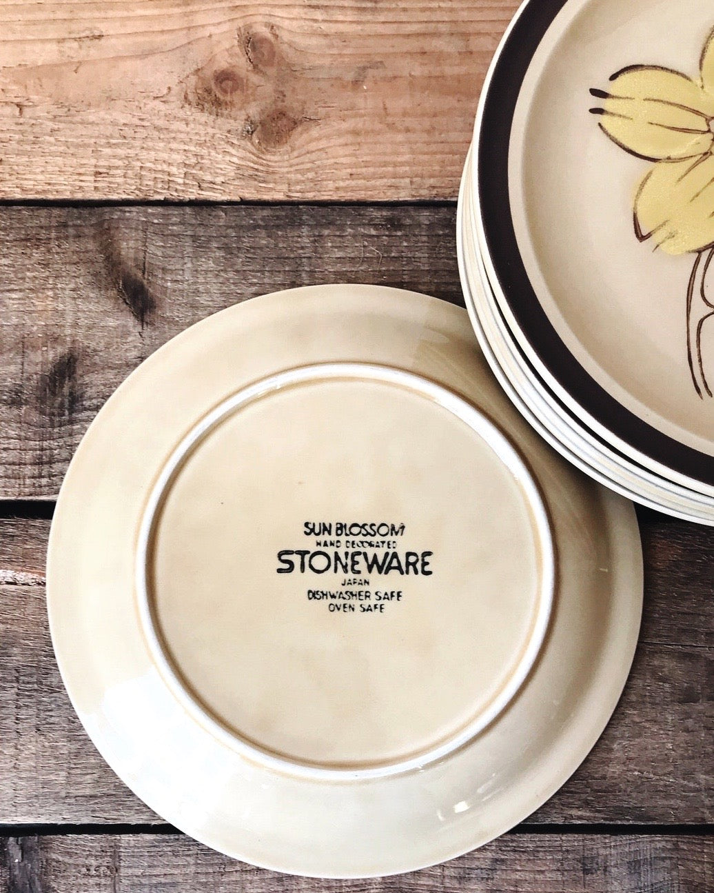 Set of 7 Vintage Sun Blossom Stoneware Japan Salad Plates