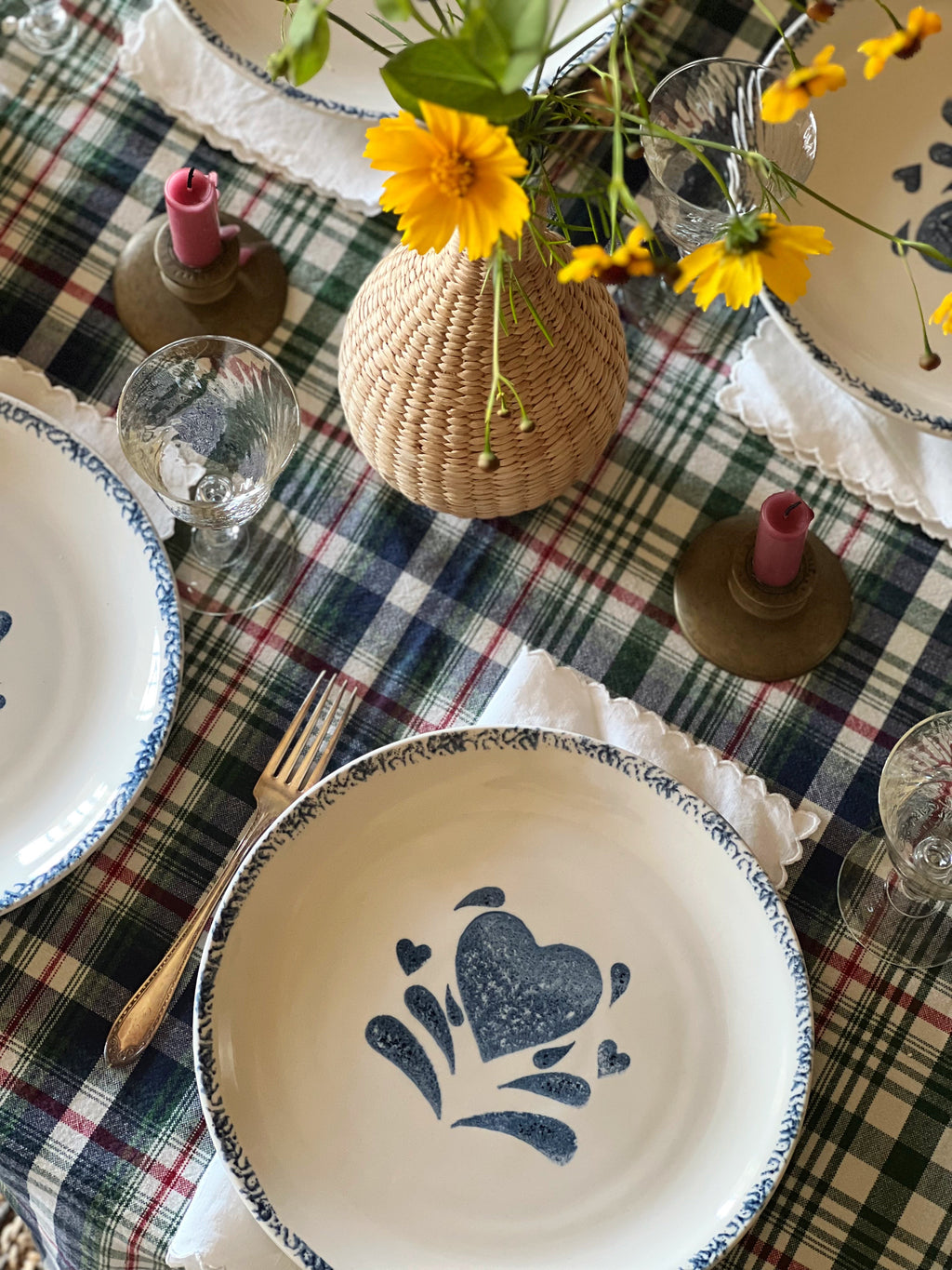 Vintage Set of 4 Spongeware Stoneware Dinner Plates