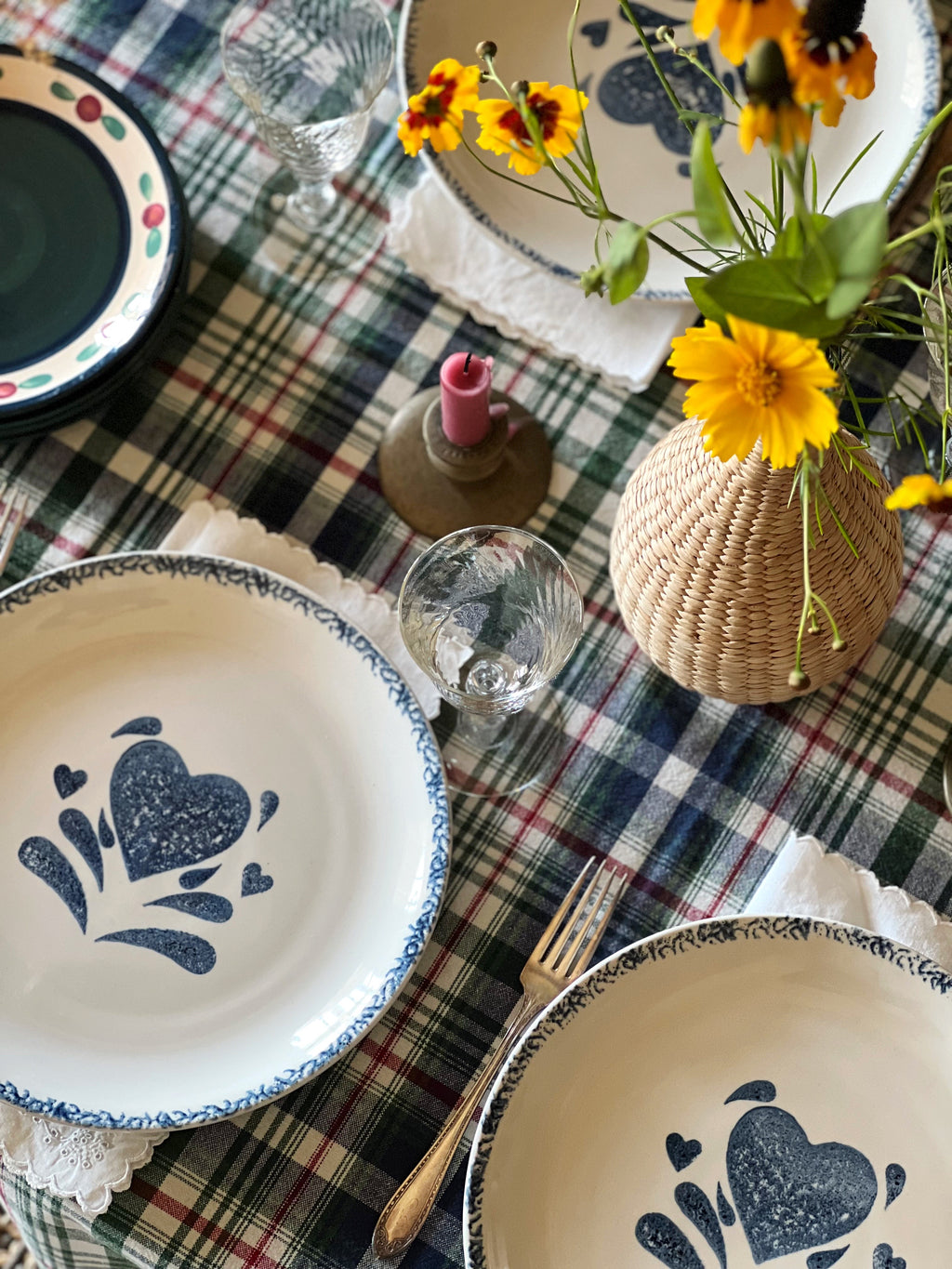 Vintage Set of 4 Spongeware Stoneware Dinner Plates