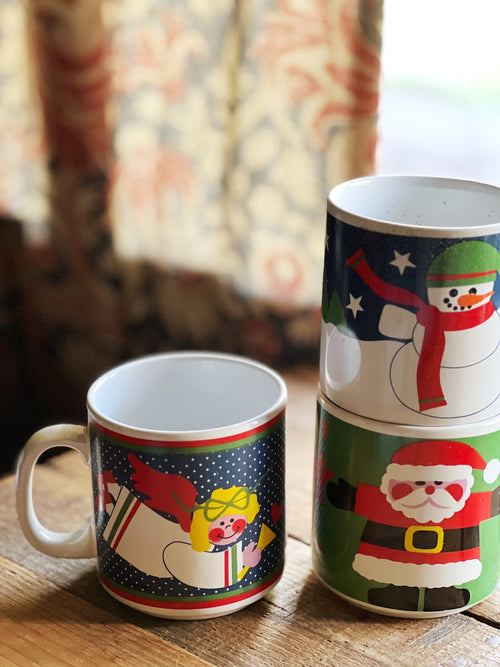 Vintage Set of 4 Mix and Match Grant Howard Christmas Mugs