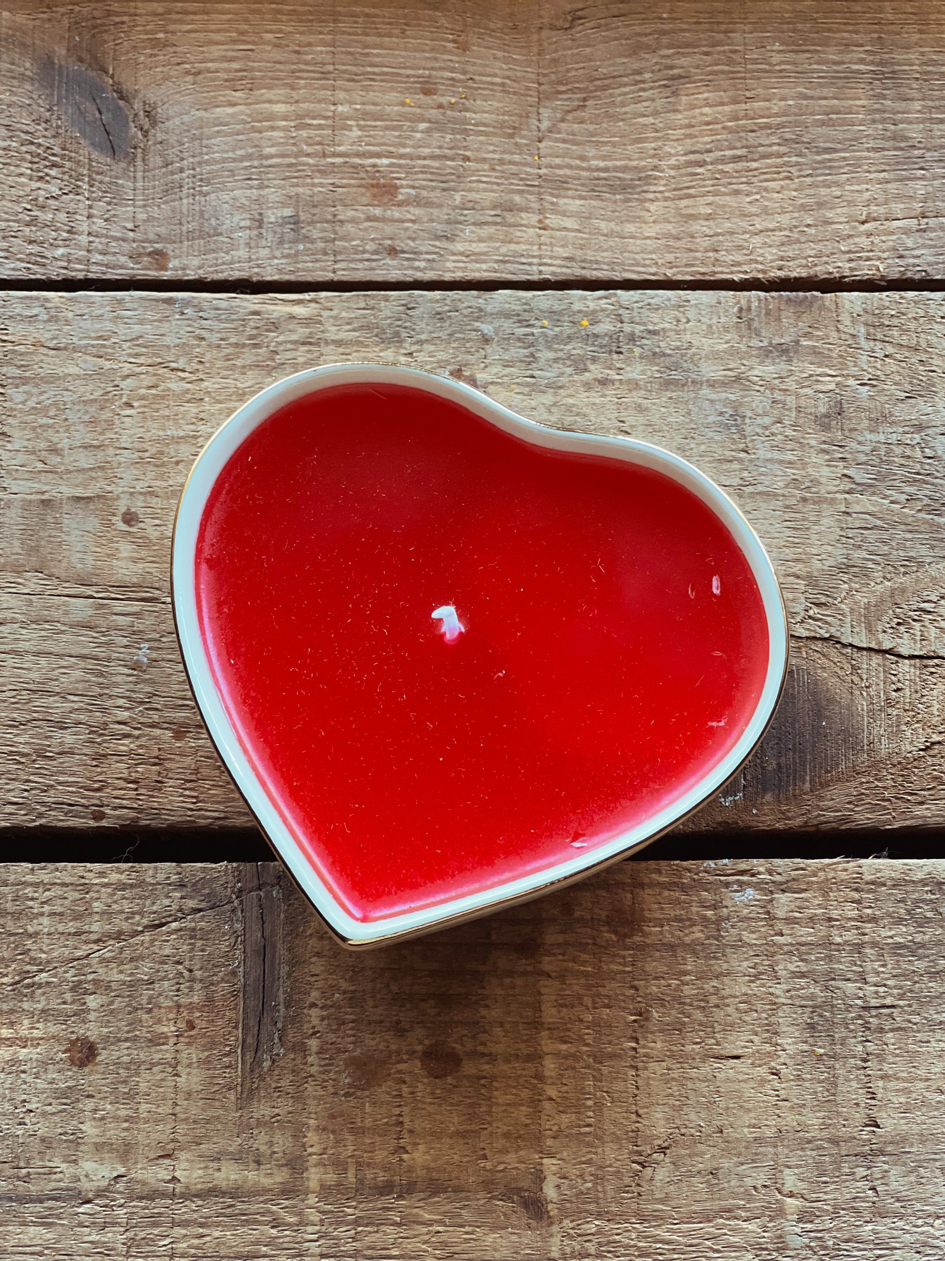 Vintage Christmas Heart Candle in Porcelain Dish