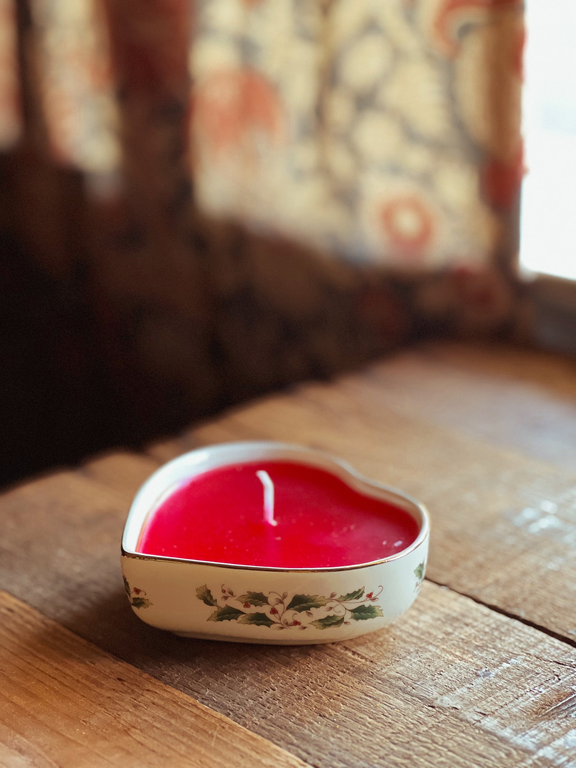 Vintage Christmas Heart Candle in Porcelain Dish
