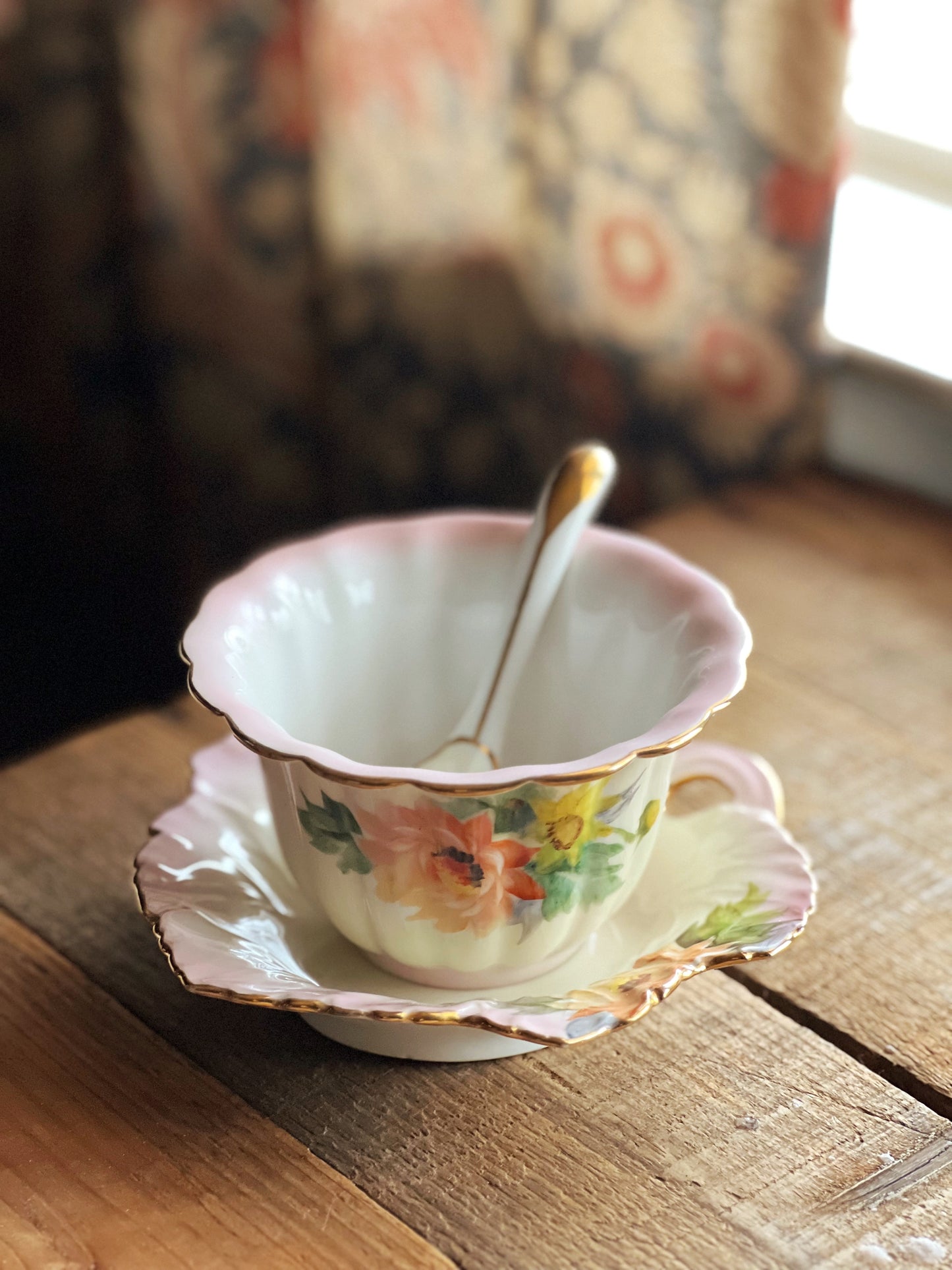 3 piece sauce bowl with ladle and under plate in a pink floral design