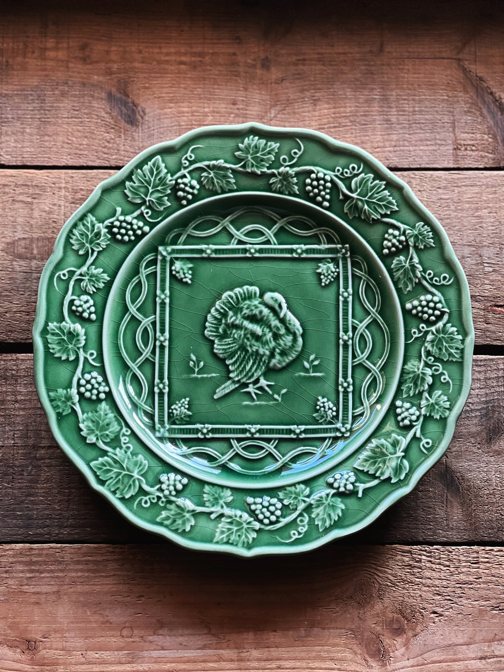 Vintage Set of 4 Green Bordallo Pinheiro Turkey Luncheon Plates