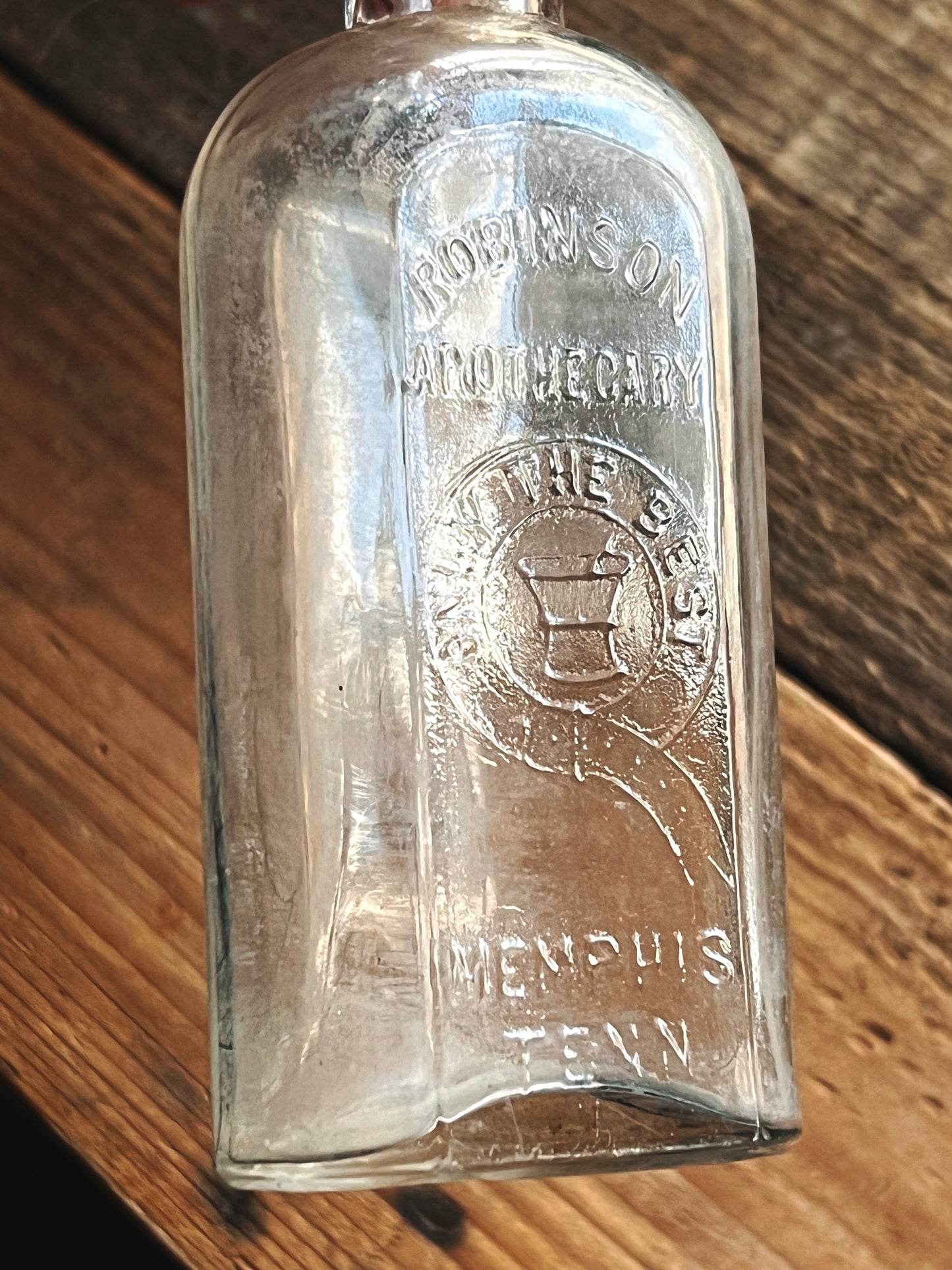 Antique Glass Robinson Apothecary Memphis TN Medicine Bottle Pharmacy Bottle