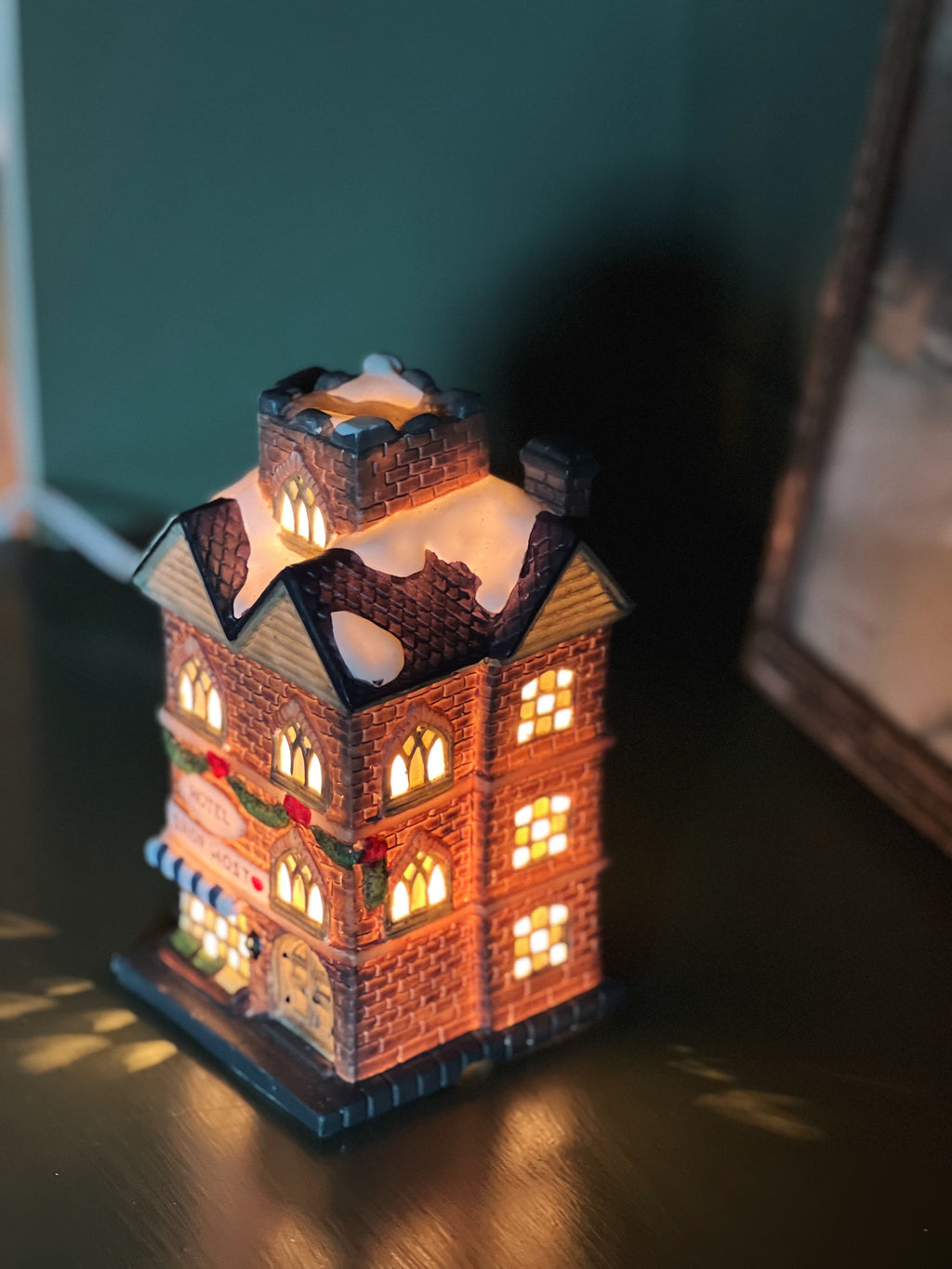 Vintage Light Up Christmas Village Hotel & Shop