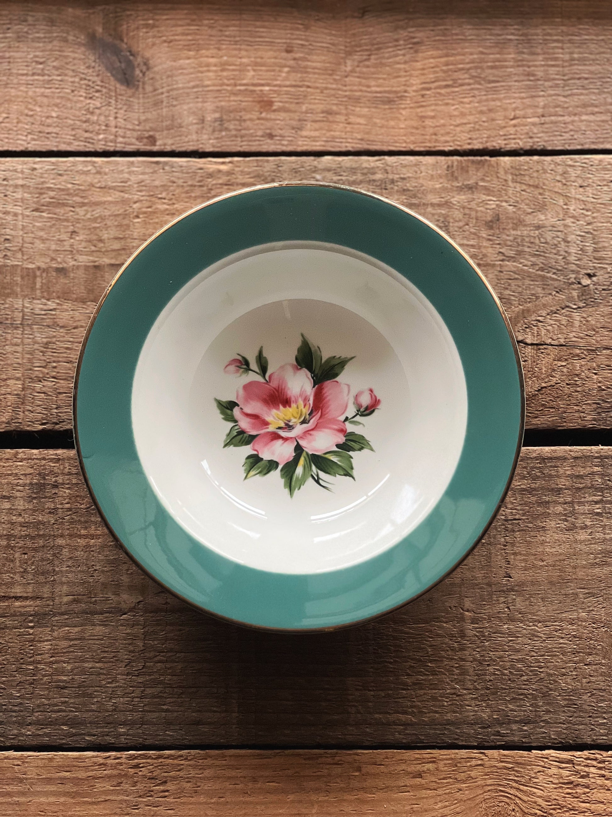 Vintage Homer Laughlin Empire Green Berry Bowl