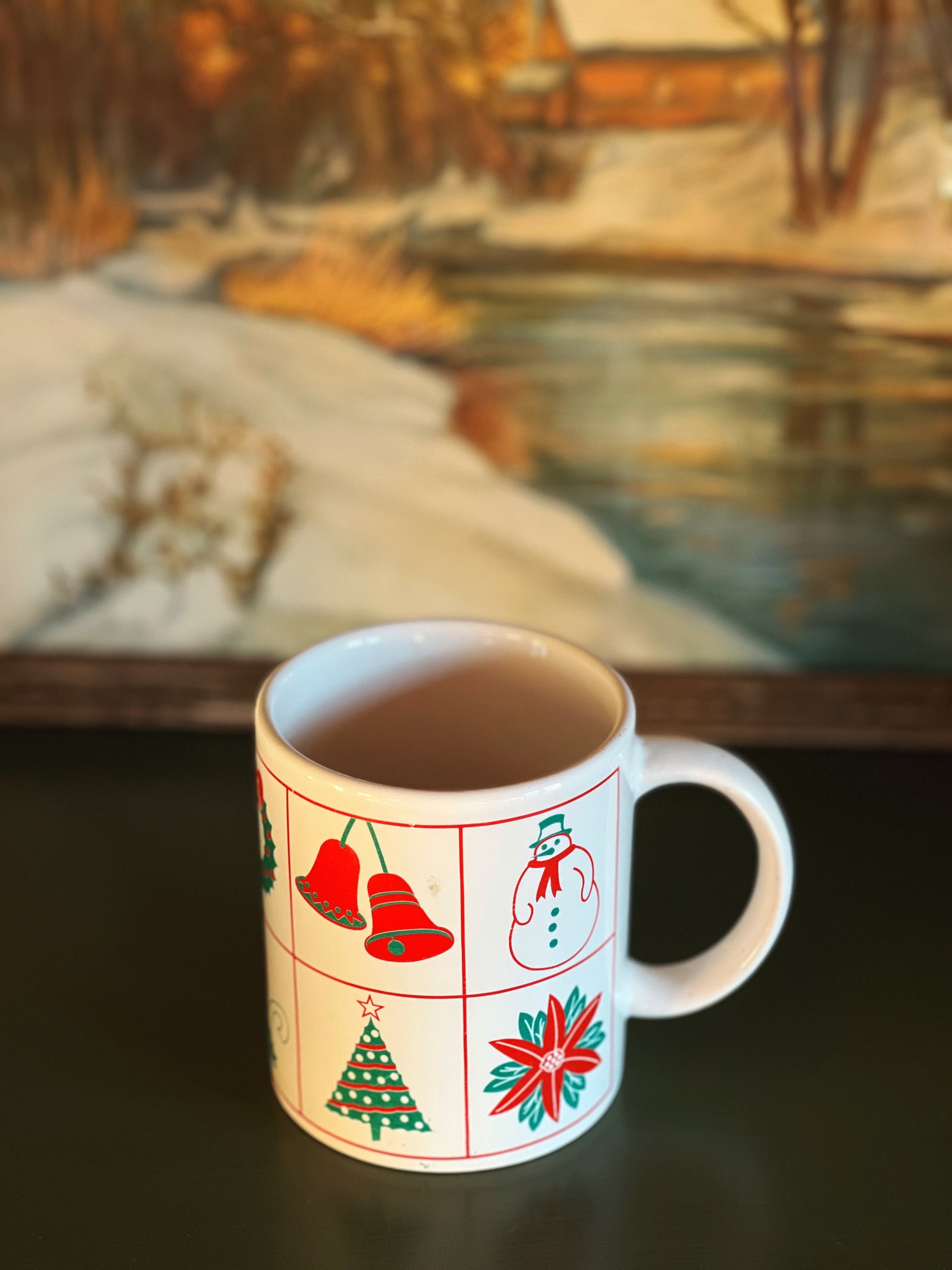 Vintage Pair of Mix Match Christmas Mugs