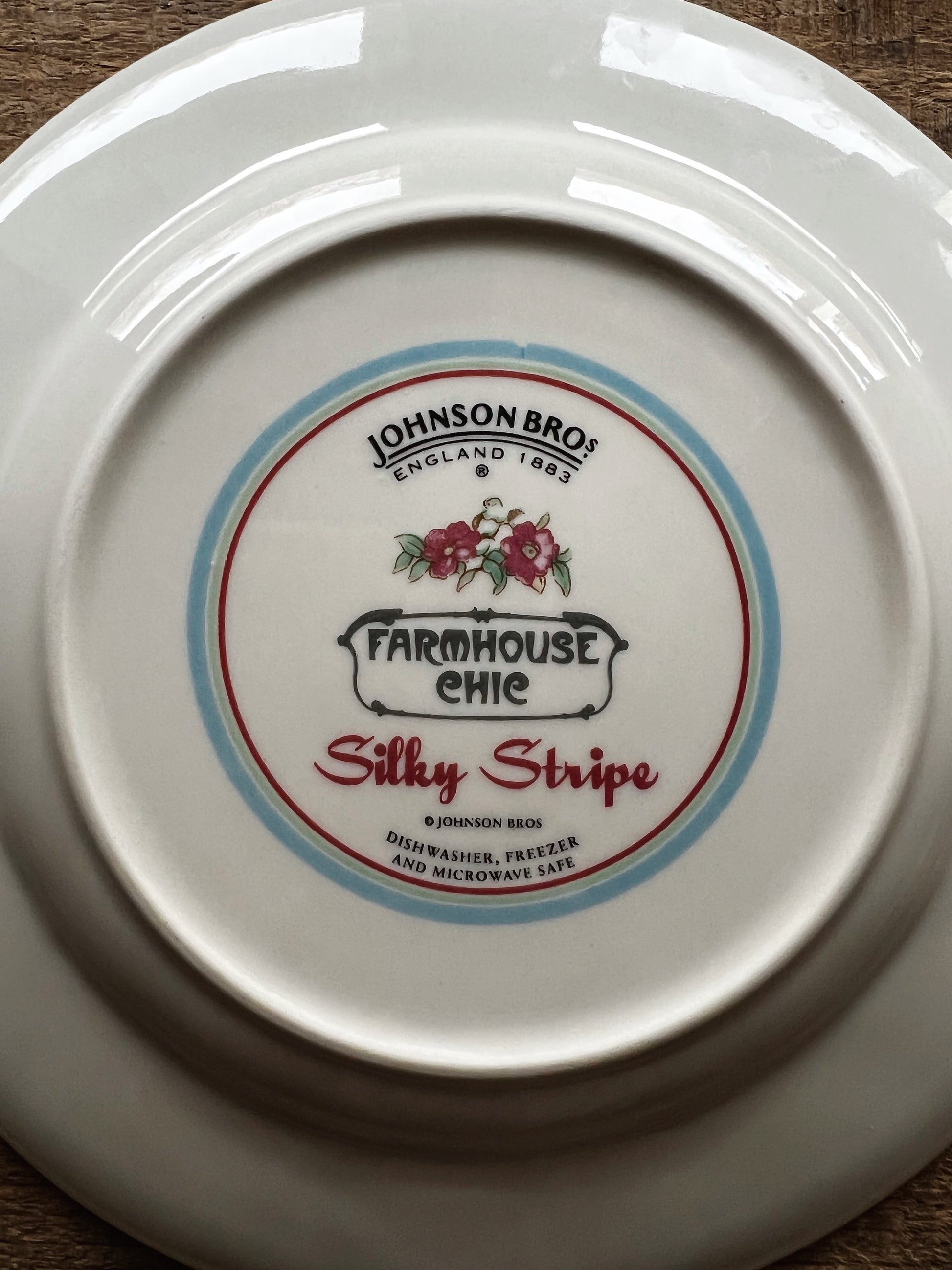 Vintage Johnson Brothers Farmhouse Chic Silky Stripe Salad Plate