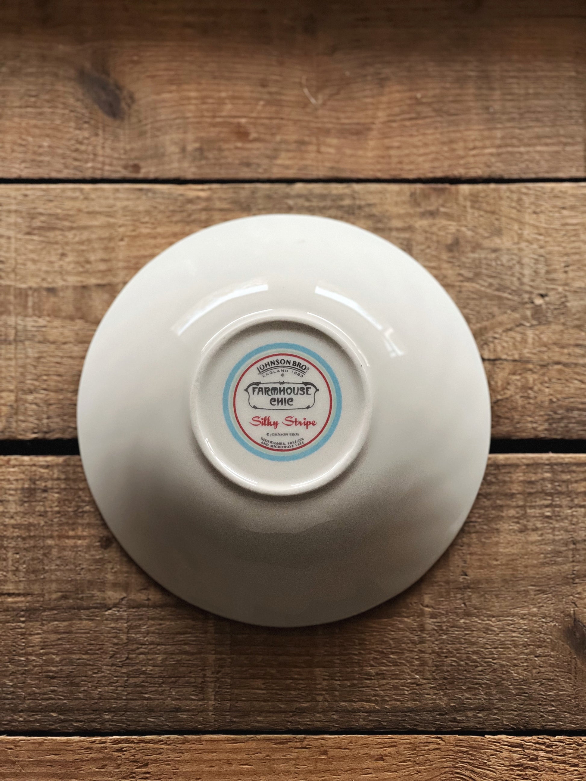 Vintage Johnson Brothers Farmhouse Chic Silky Stripe Cereal Bowl