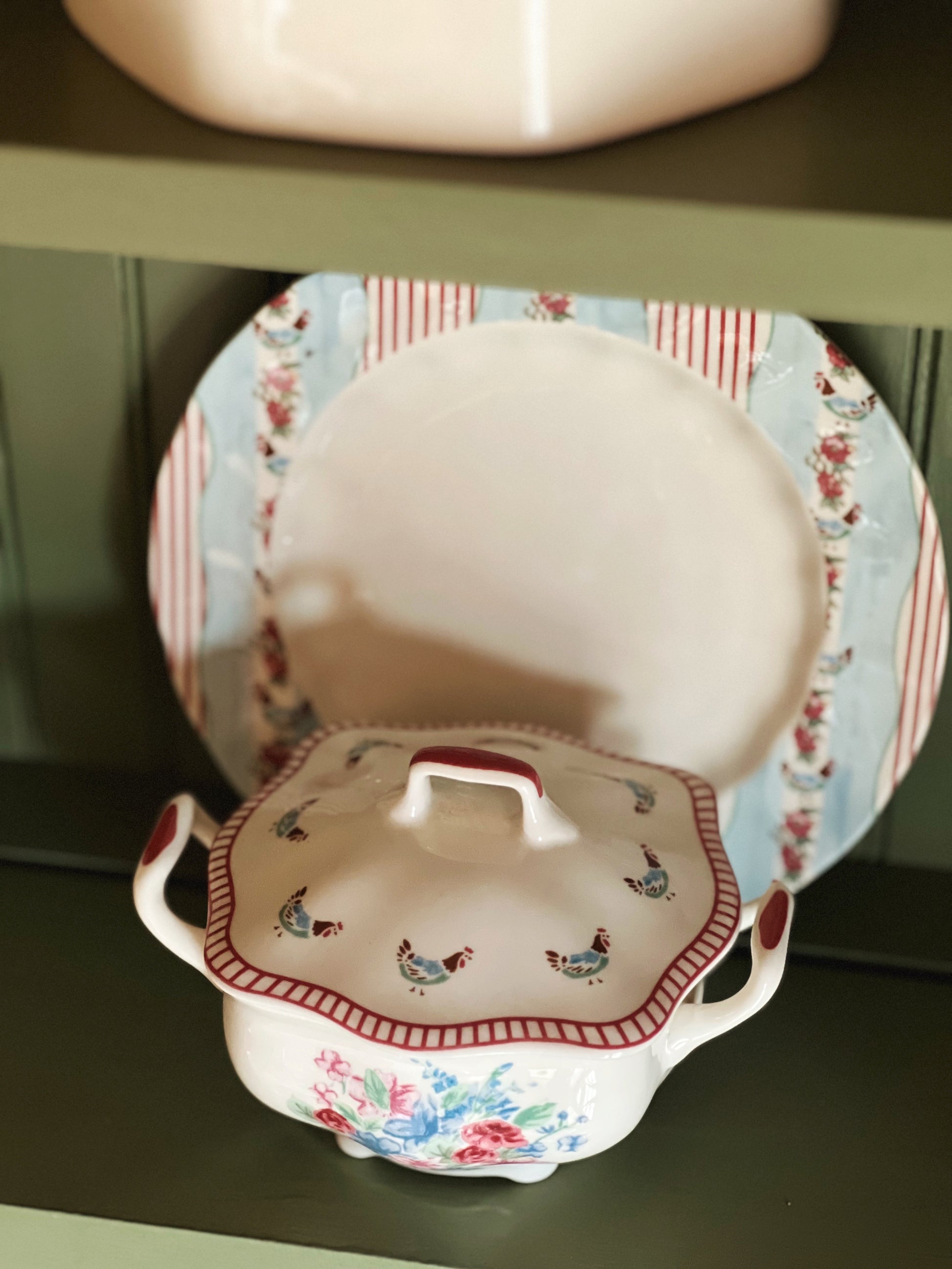 Vintage Johnson Brothers Farmhouse Chic Silky Stripe Sugar Bowl with Lid