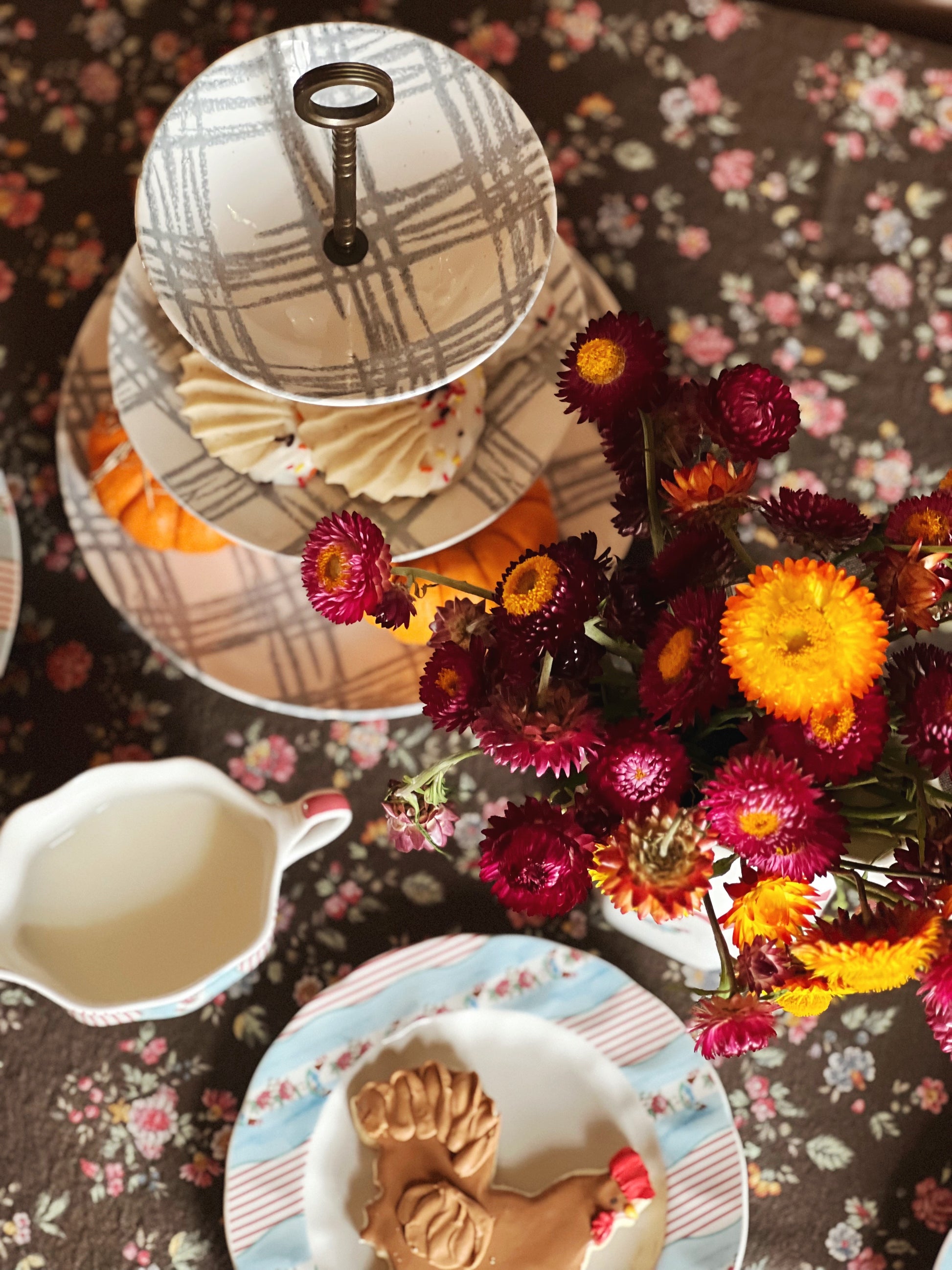 Vintage Royal China Co Plaid 3 Tier Server