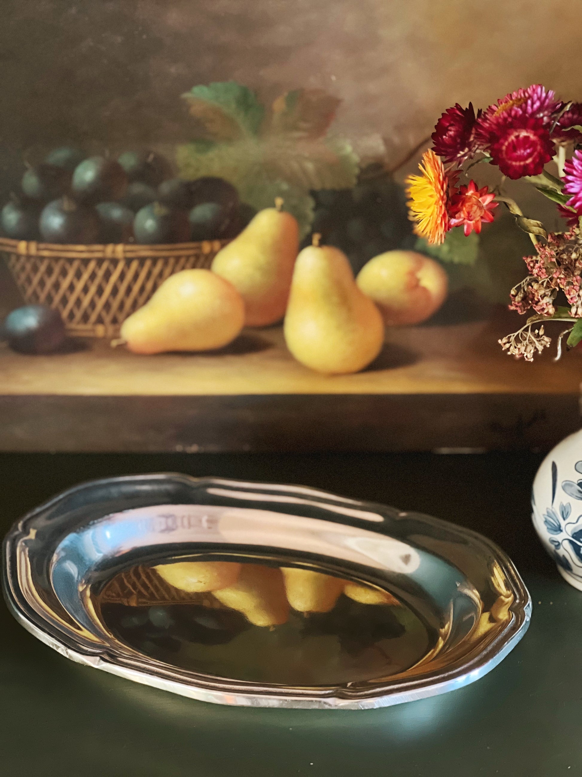 Vintage Wilton Armetale Queen Anne Silver Bread Tray