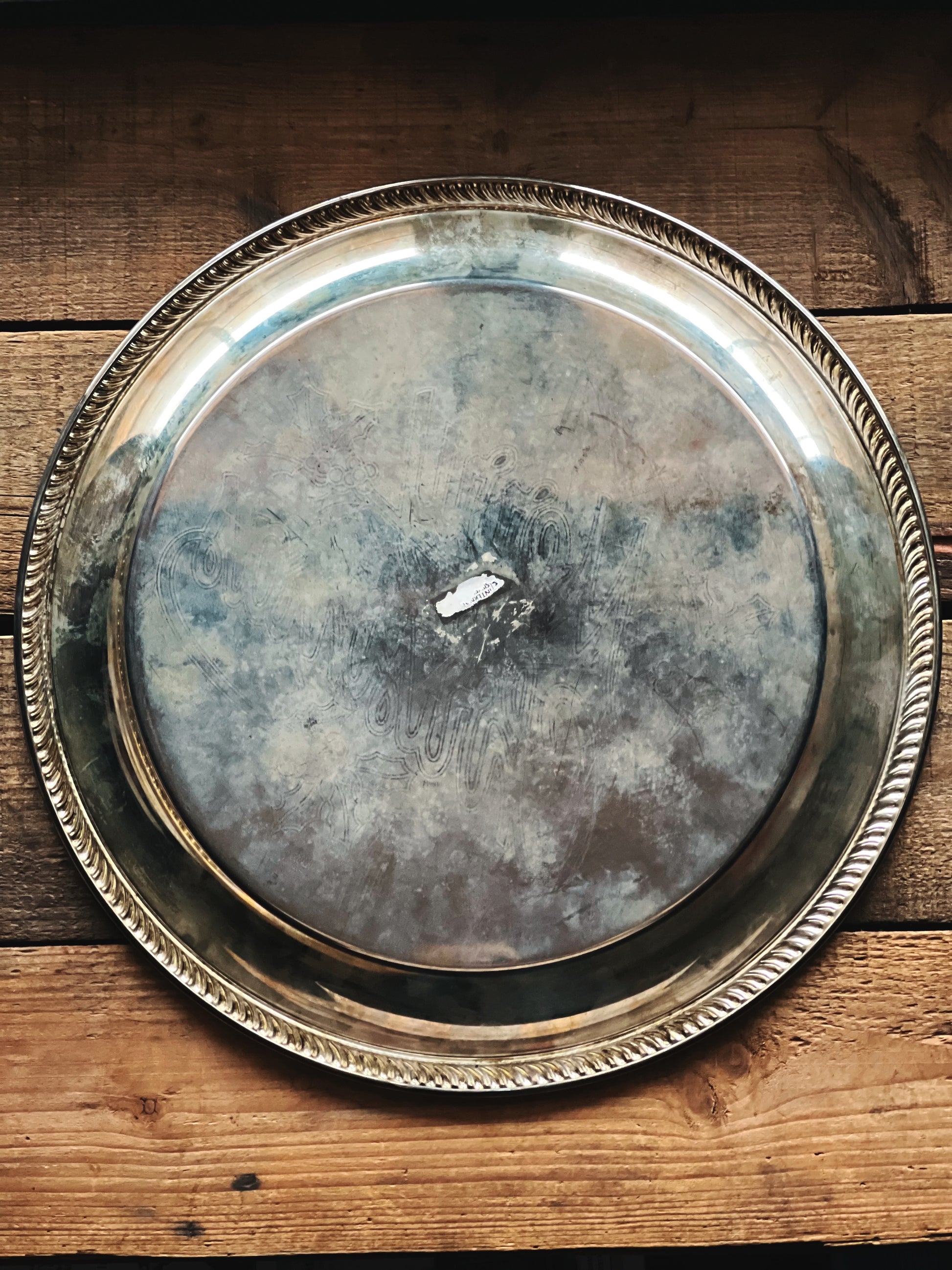 Vintage International Silver Round Merry Christmas Silver Serving Tray