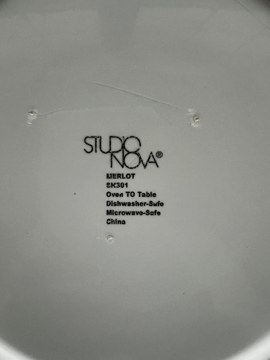 Vintage Studio Nova Merlot Dinner Plate