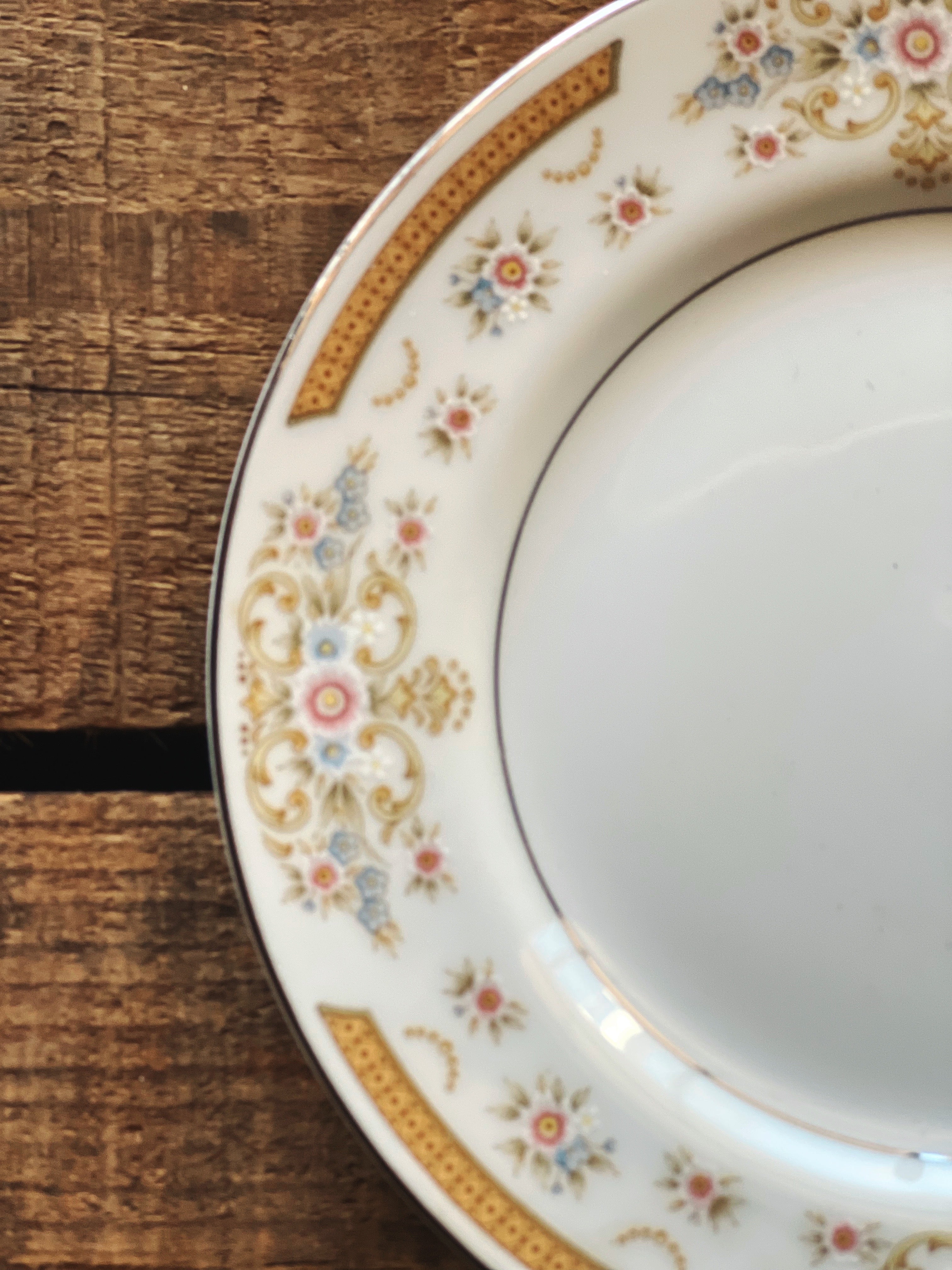 New Arrivals of Vintage & Antique Items – feastvintage