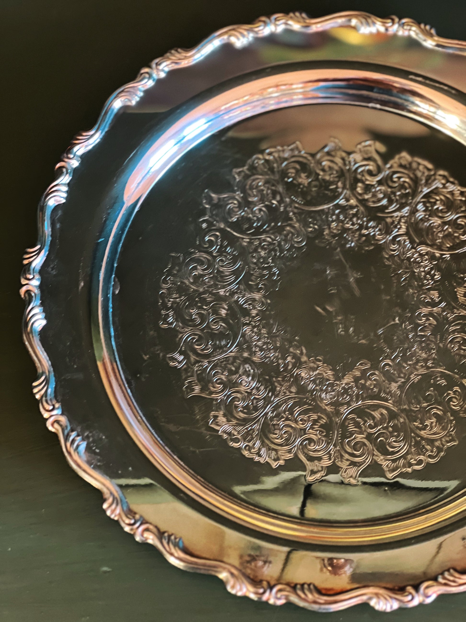 Vintage Wm A Rogers Georgian Scroll Round Silver Serving Tray