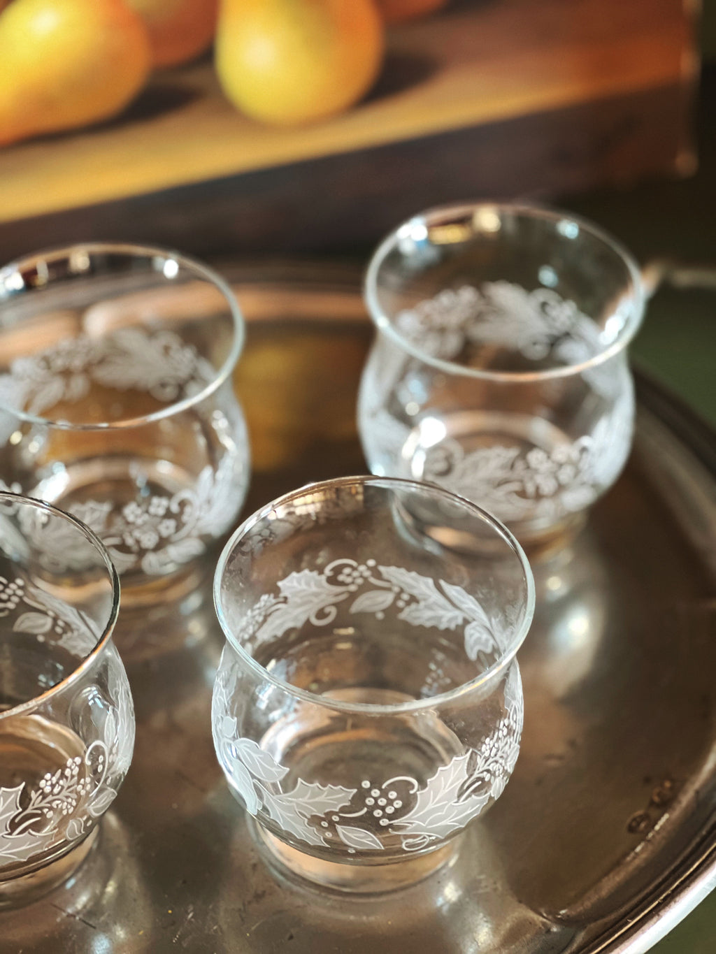 Vintage Set of 4 Christmas Holly Cocktail Glasses