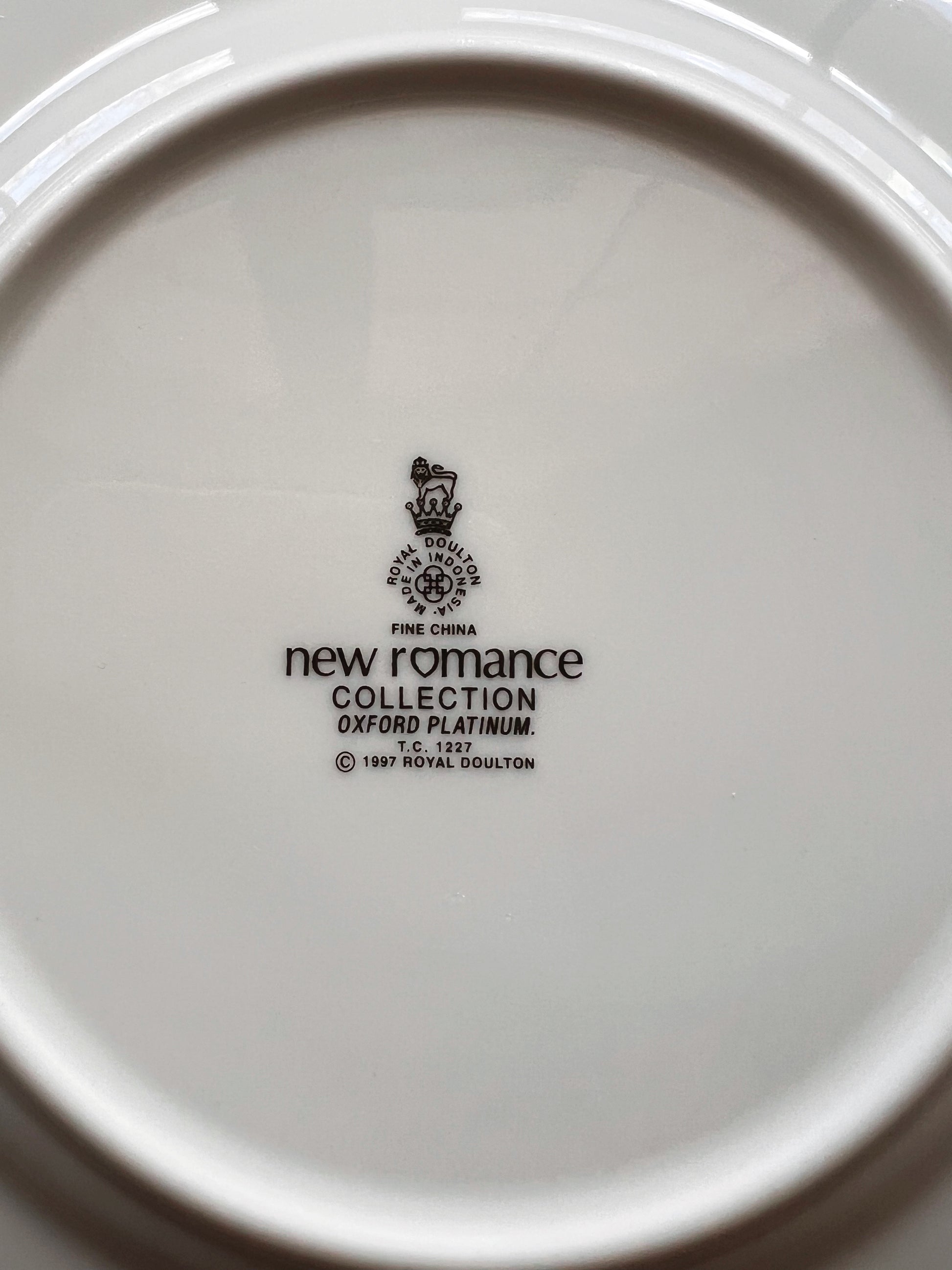 Vintage Royal Doulton New Romance Oxford Platinum Bread & Butter Plate