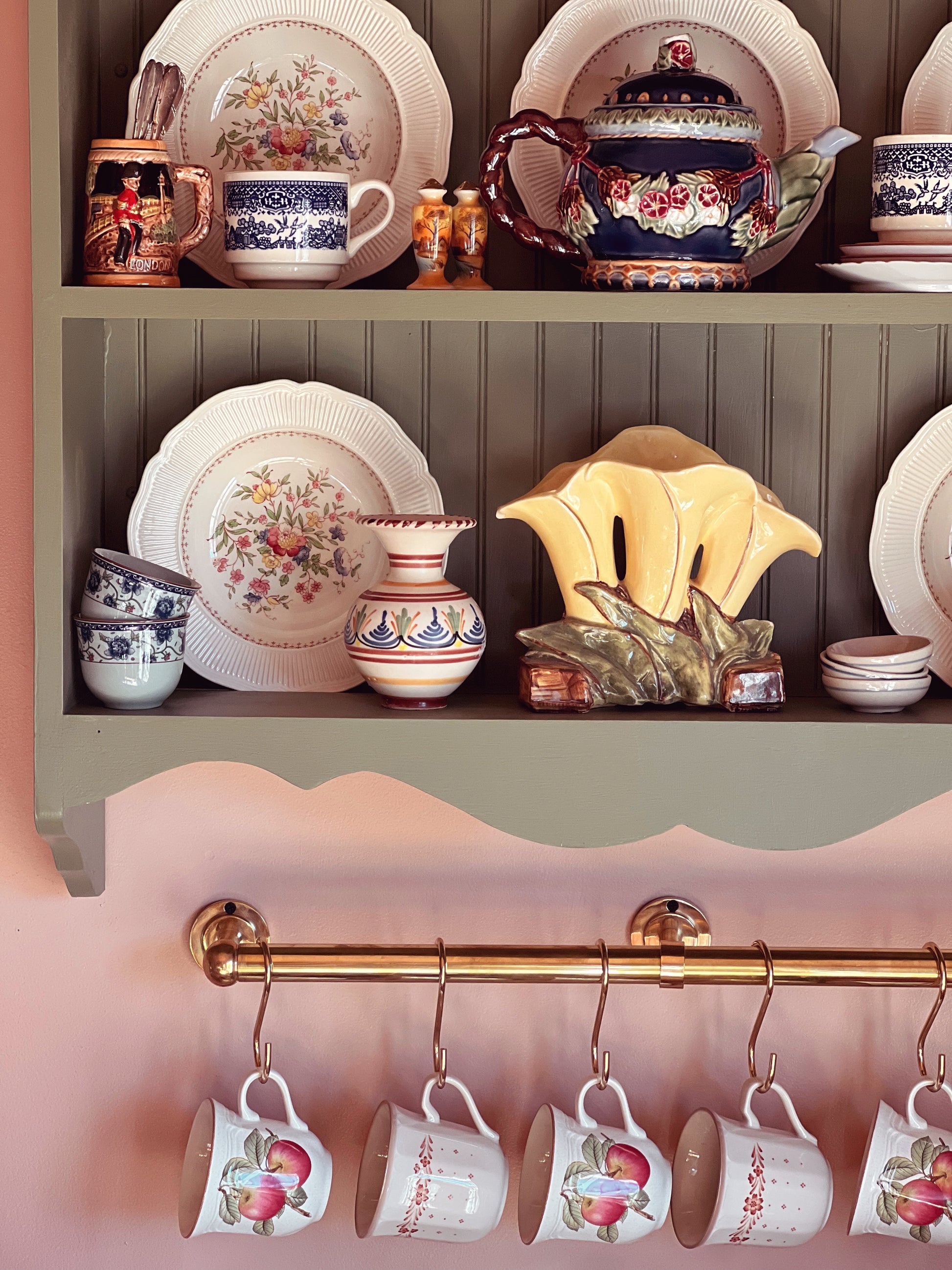 Vintage McCoy Tulipiere Vase